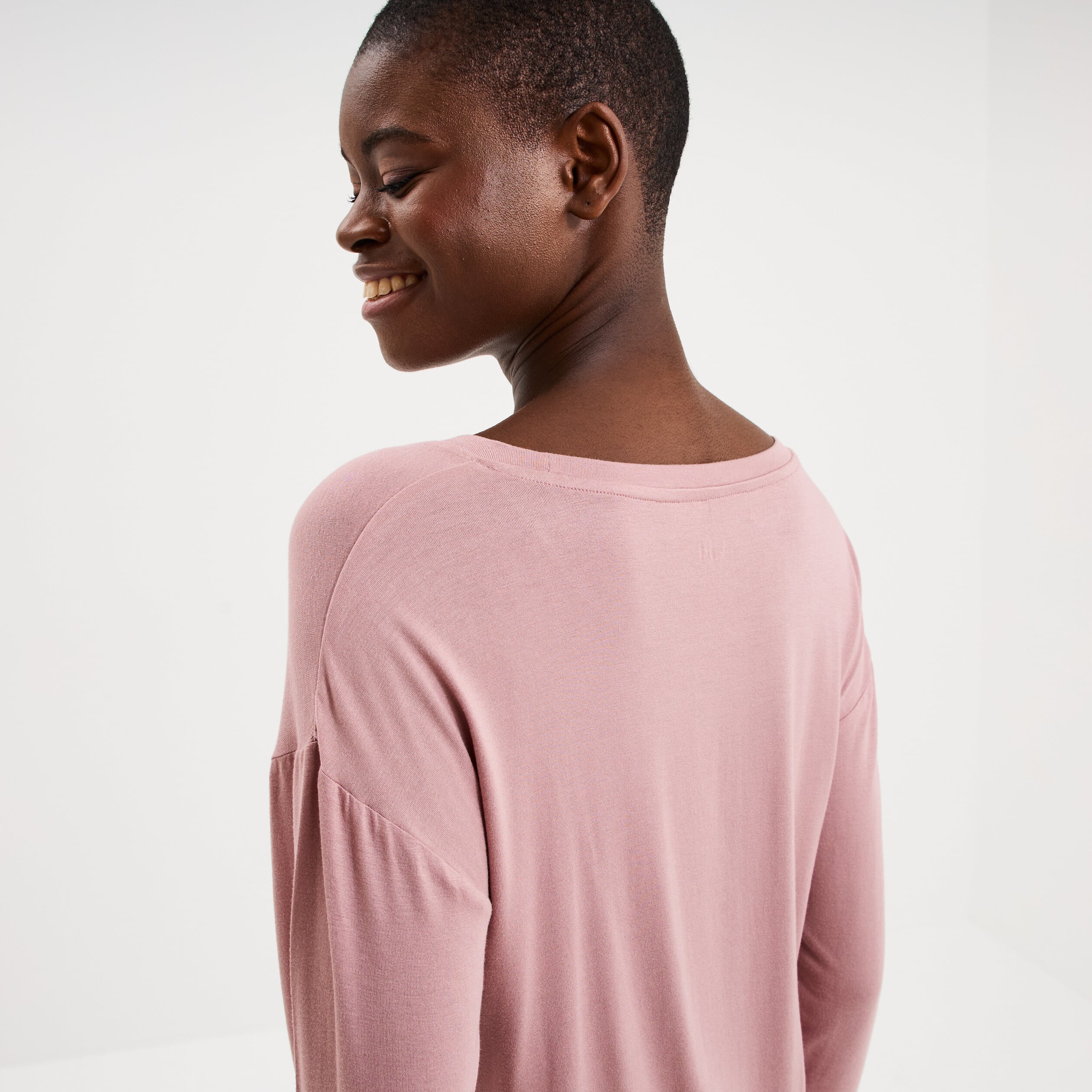 Ensemble pyjama t-shirt et pantalon mauve femme