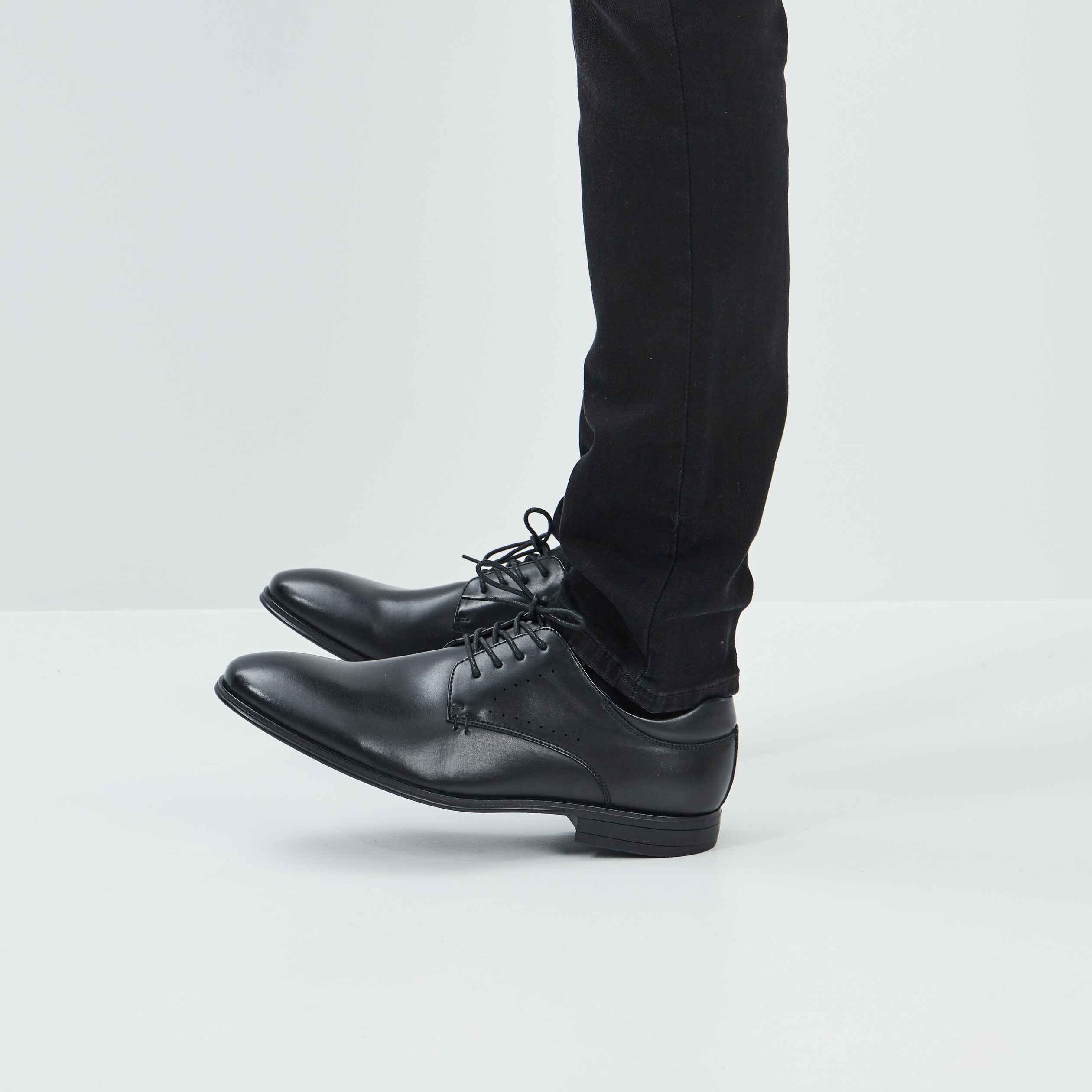 derbies lacees noir homme Derbies lacées noir homme