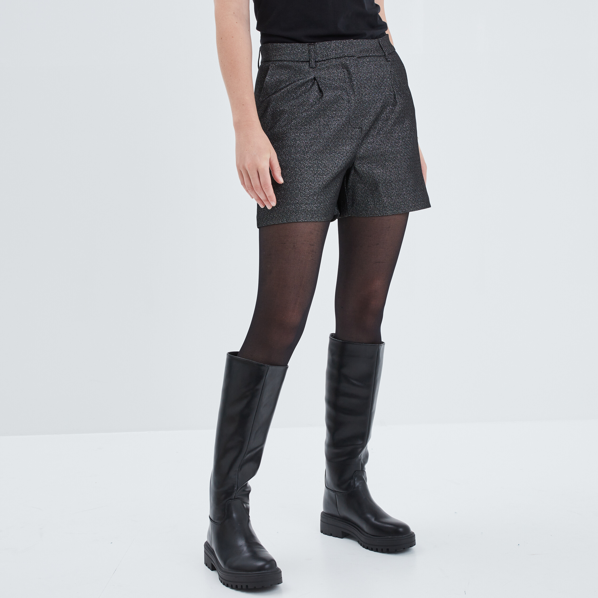 short fils metallises droit taille haute gris argent femme Short fils métallisés droit taille haute gris argent femme