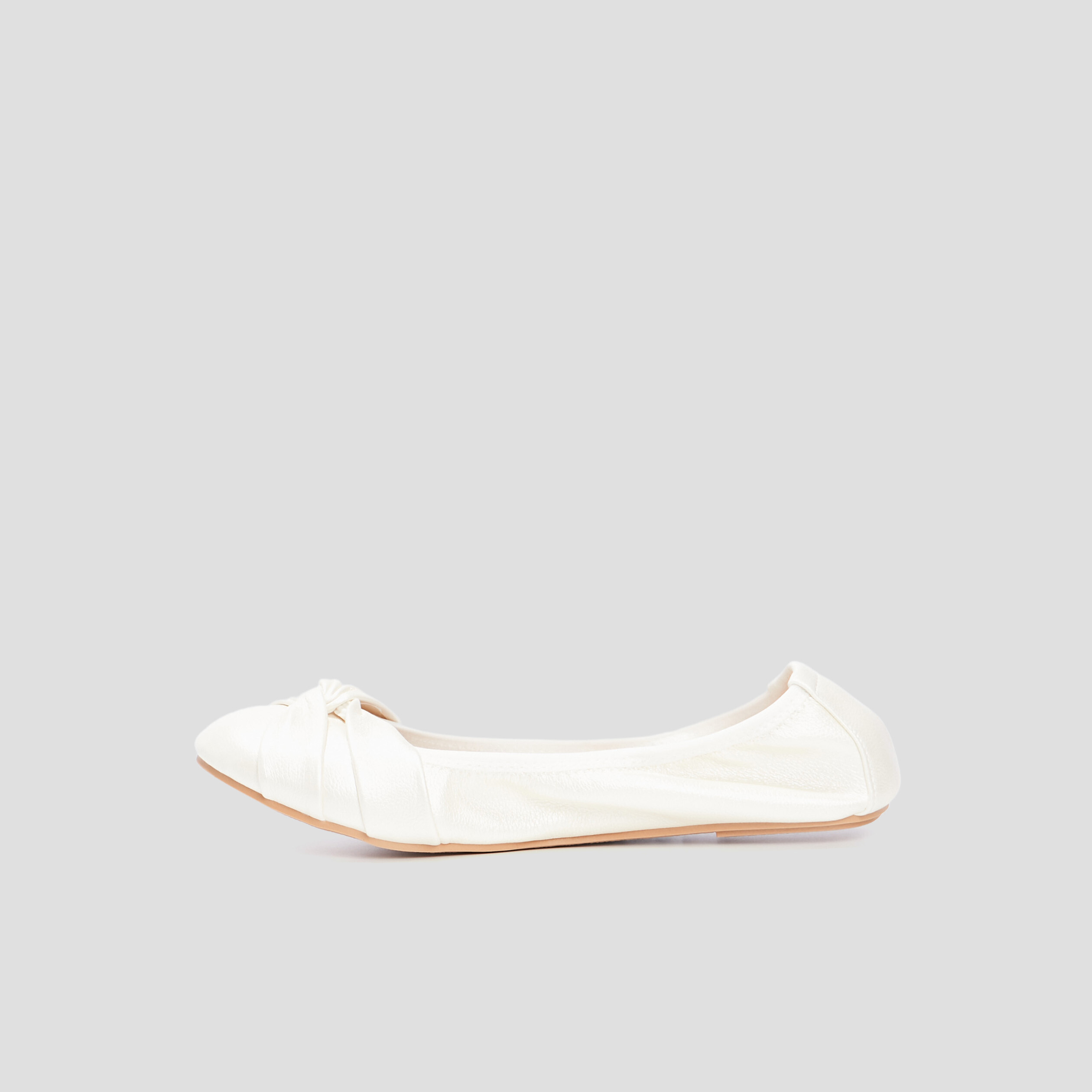 Ballerines effet nou&eacute; blanc femme