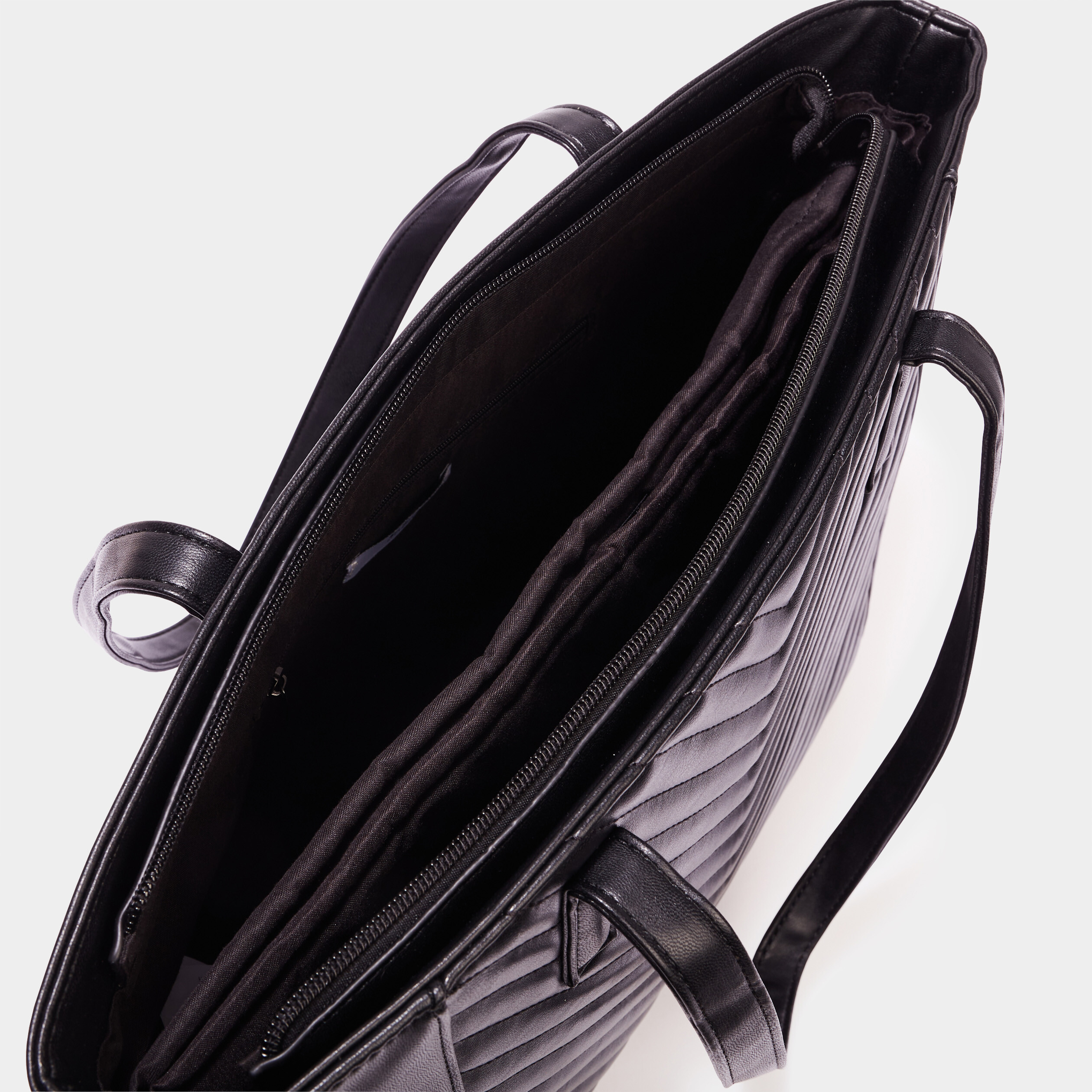 sac cabas detail matelasse noir femme Sac cabas détail matelassé noir femme
