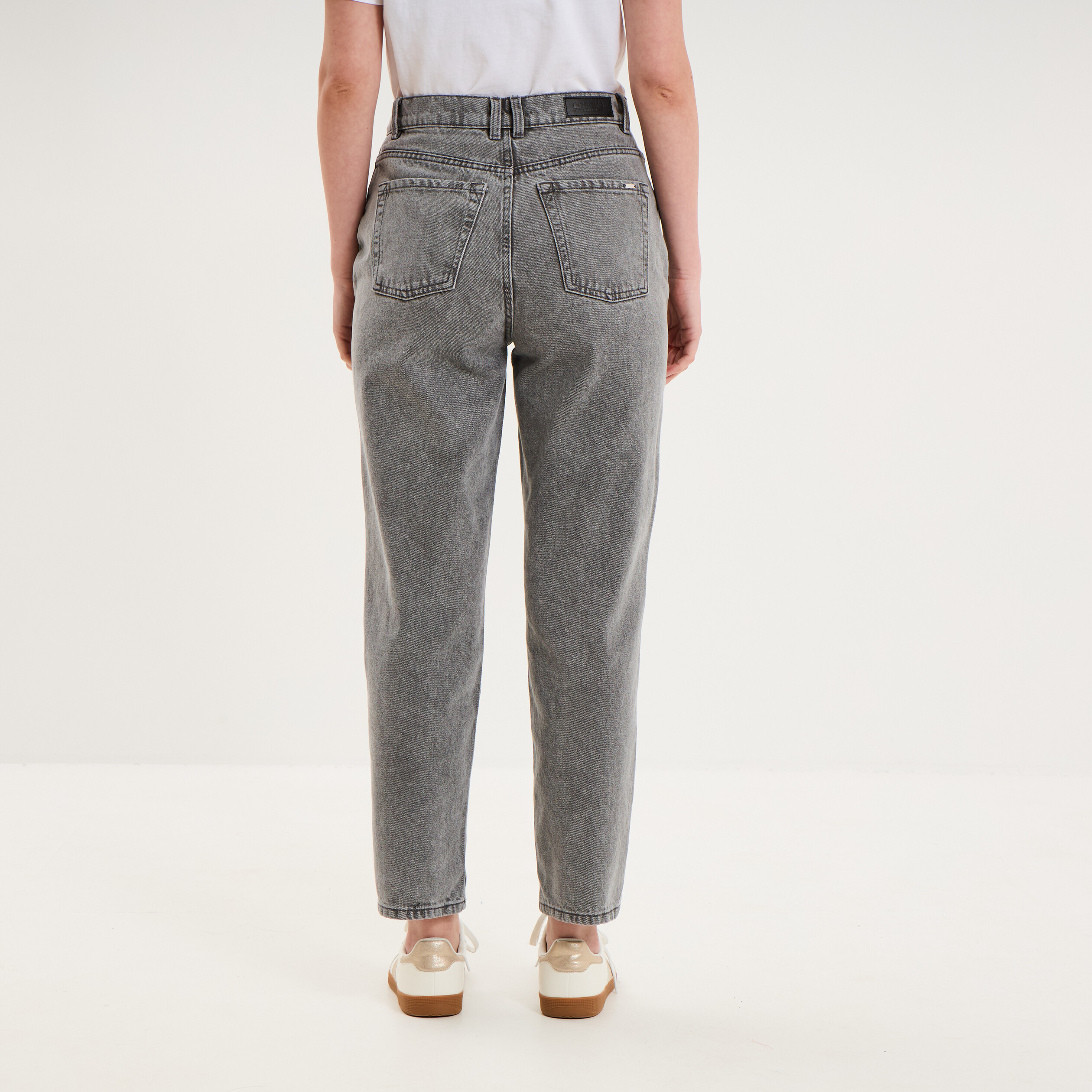 Jeans mom cropped taille haute denim gris clair femme