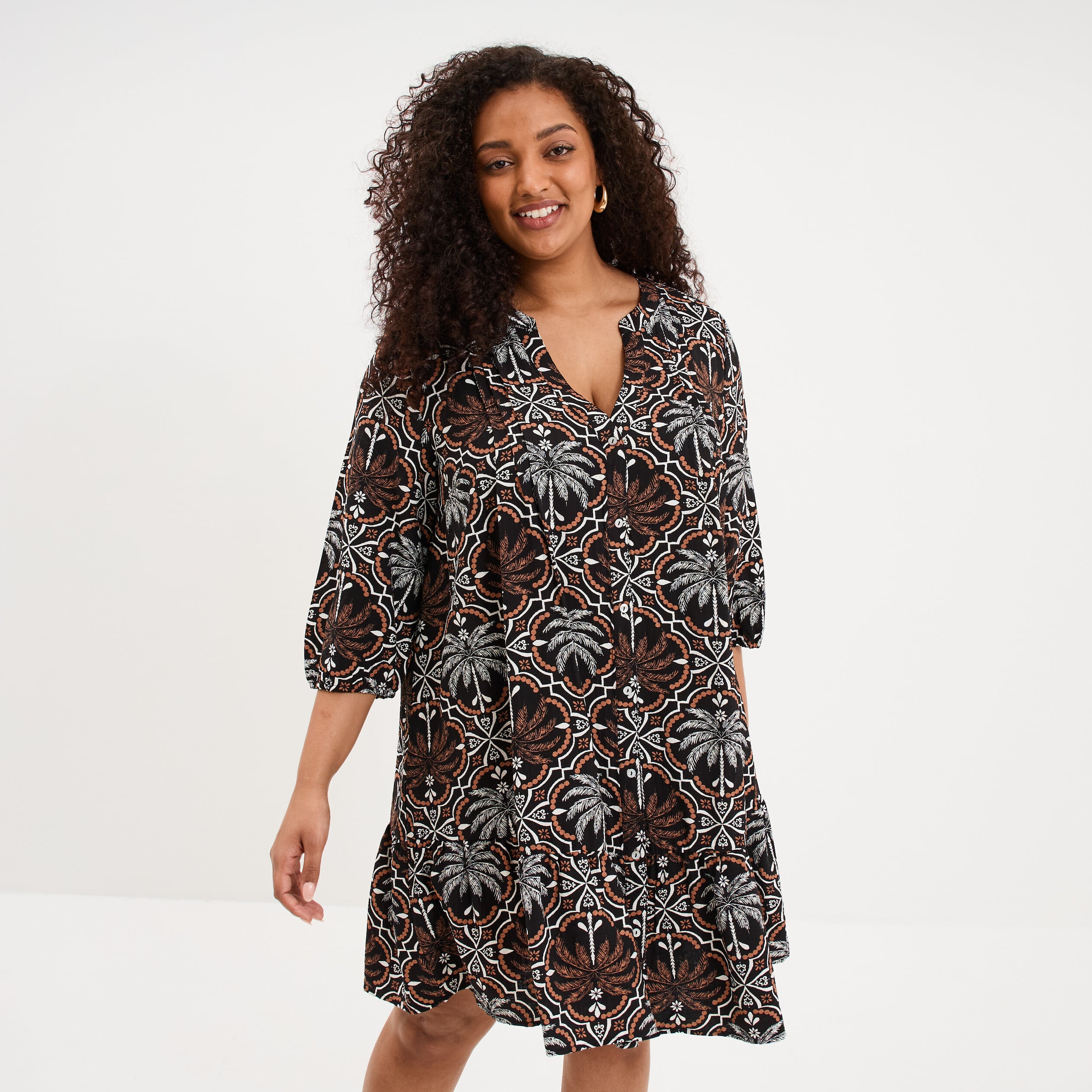 Robe courte col tunisien manches 3/4 noir femme grande taille