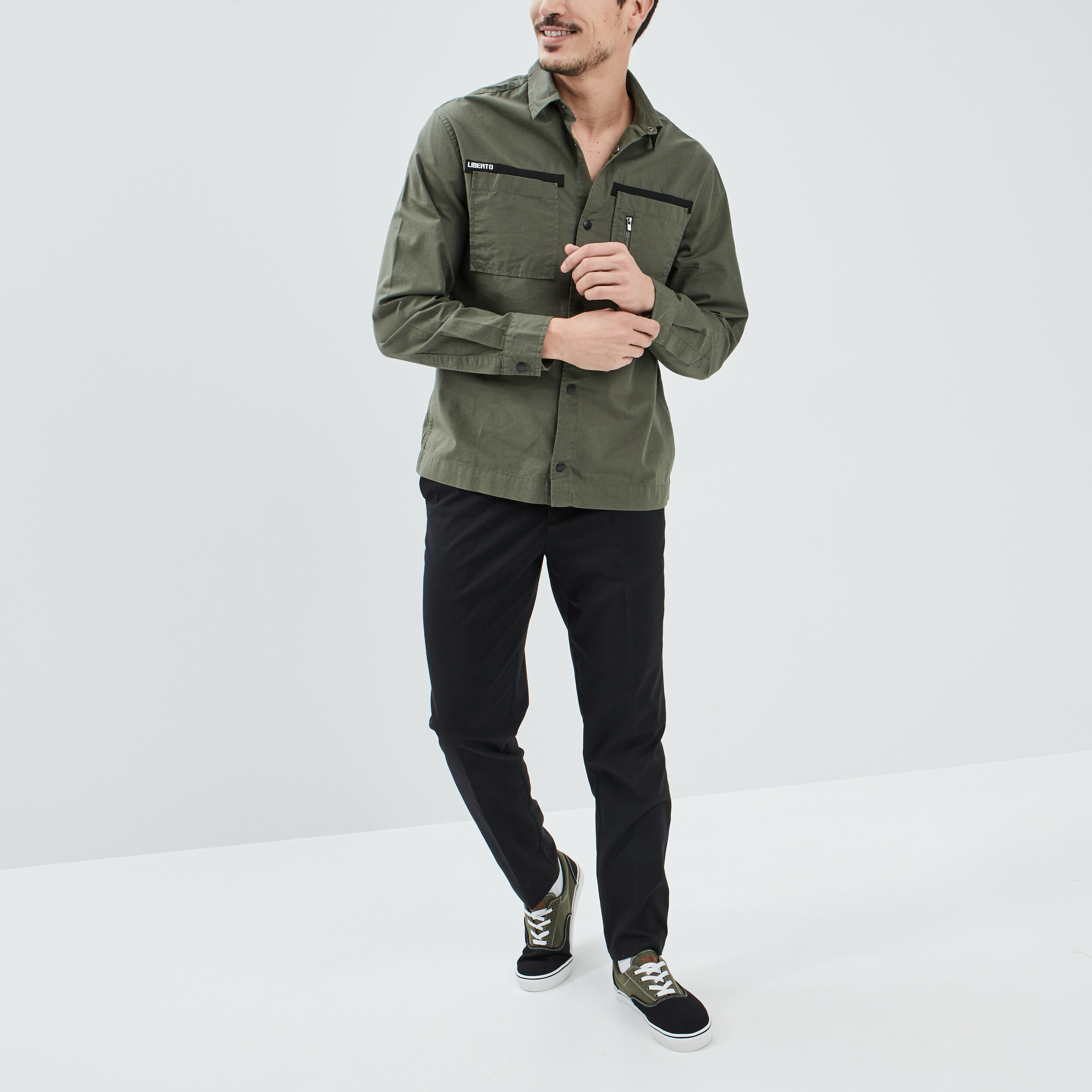 Chemise manches longues détail zippé vert kaki homme