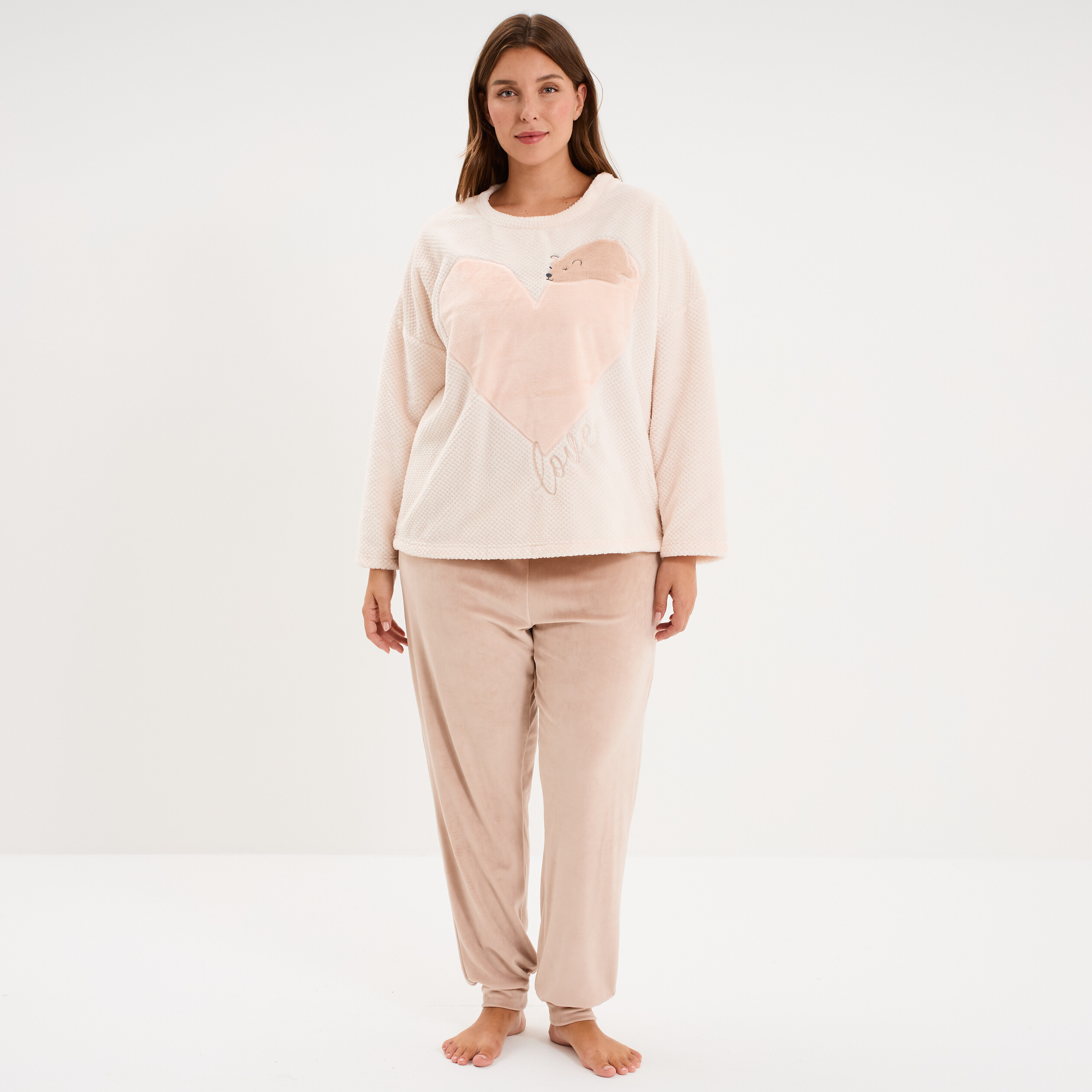 Ensemble pyjama effet velours 2 pi&egrave;ces creme femme grande taille