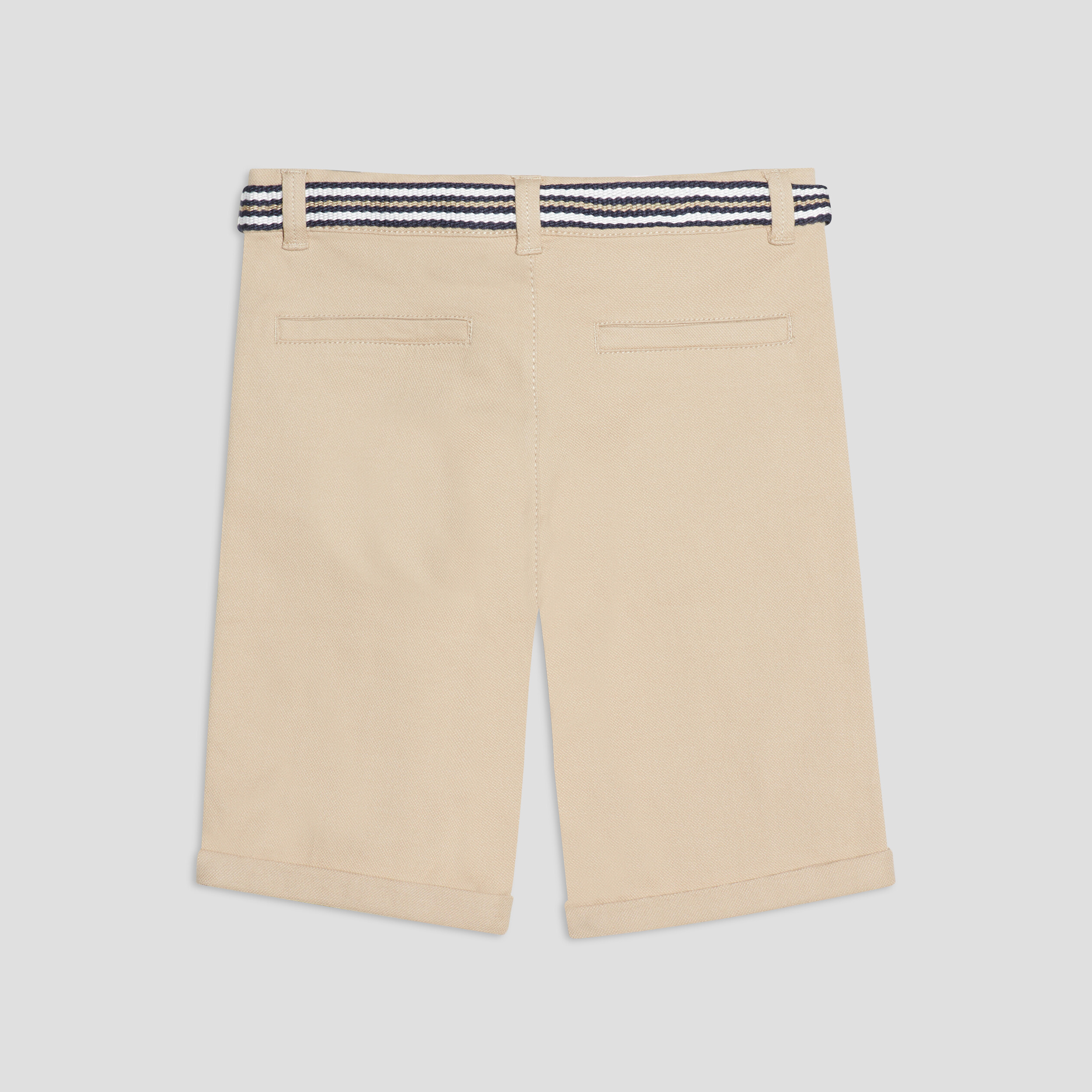 short droit ceinture marron clair garcon Short droit ceinturé marron clair garçon