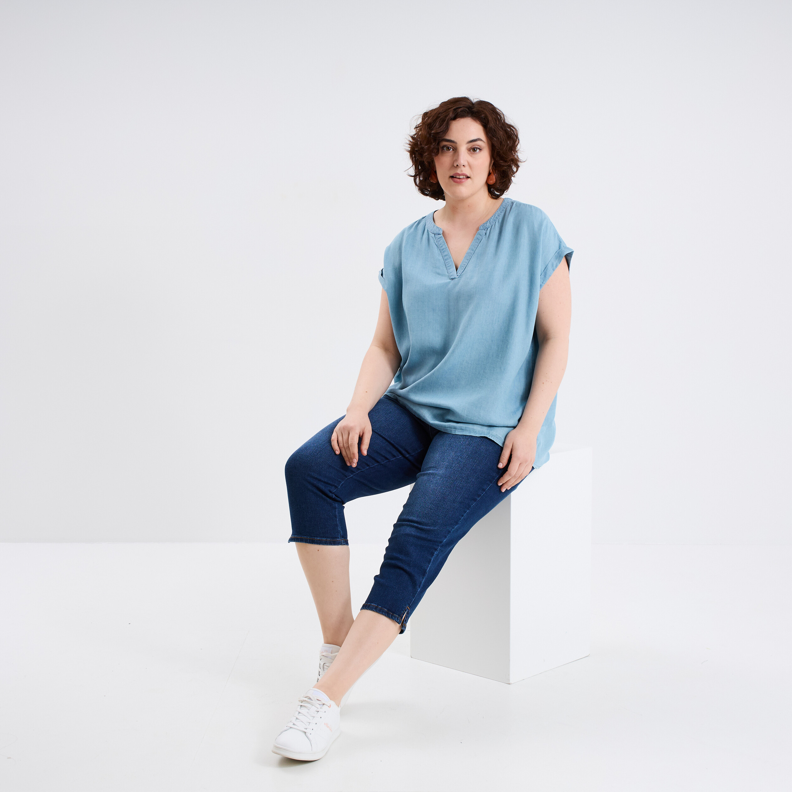 jeans corsaire slim taille haute denim stone femmegt Jeans corsaire slim taille haute denim stone femme grande taille