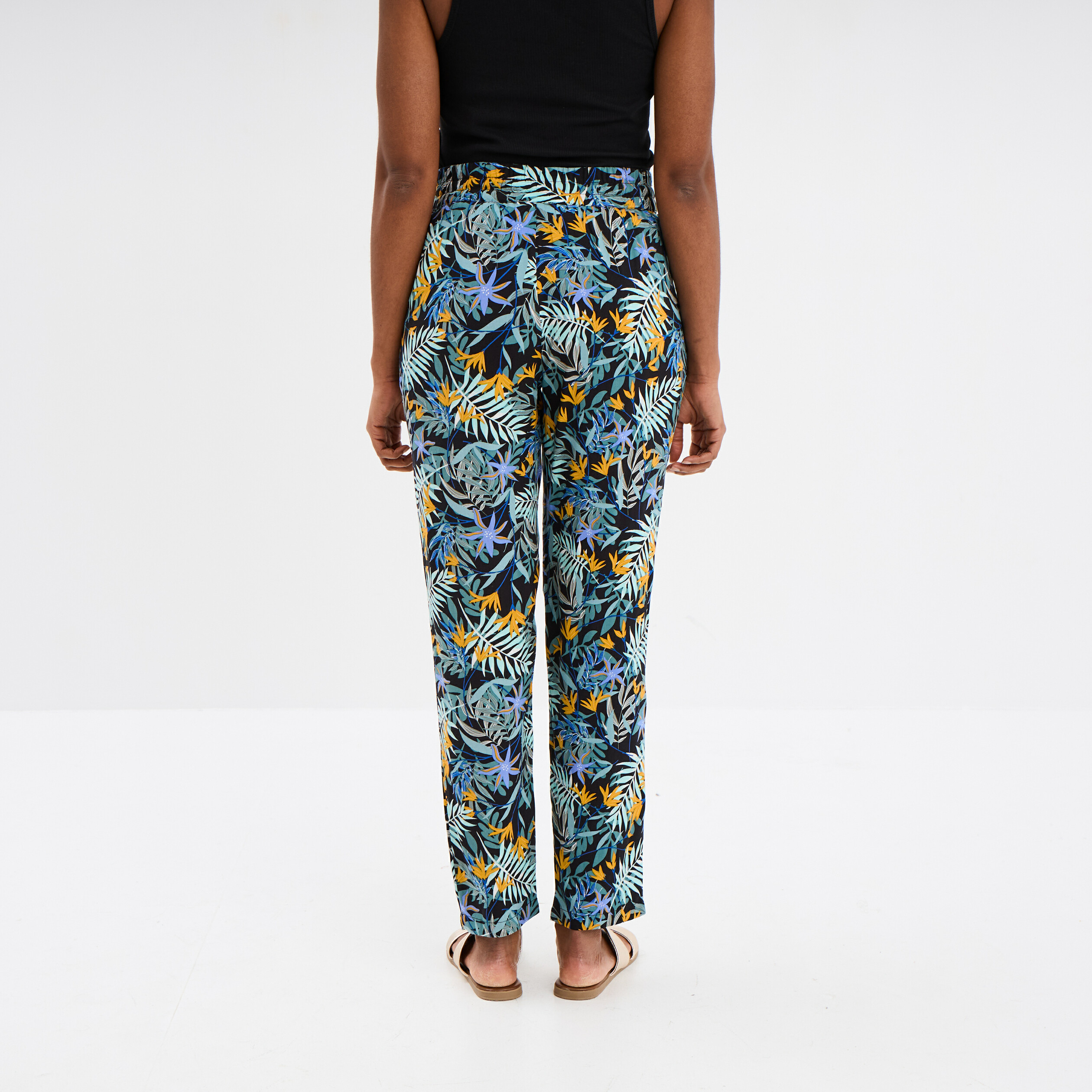 Pantalon cigarette fluide &agrave; ceinture noir femme