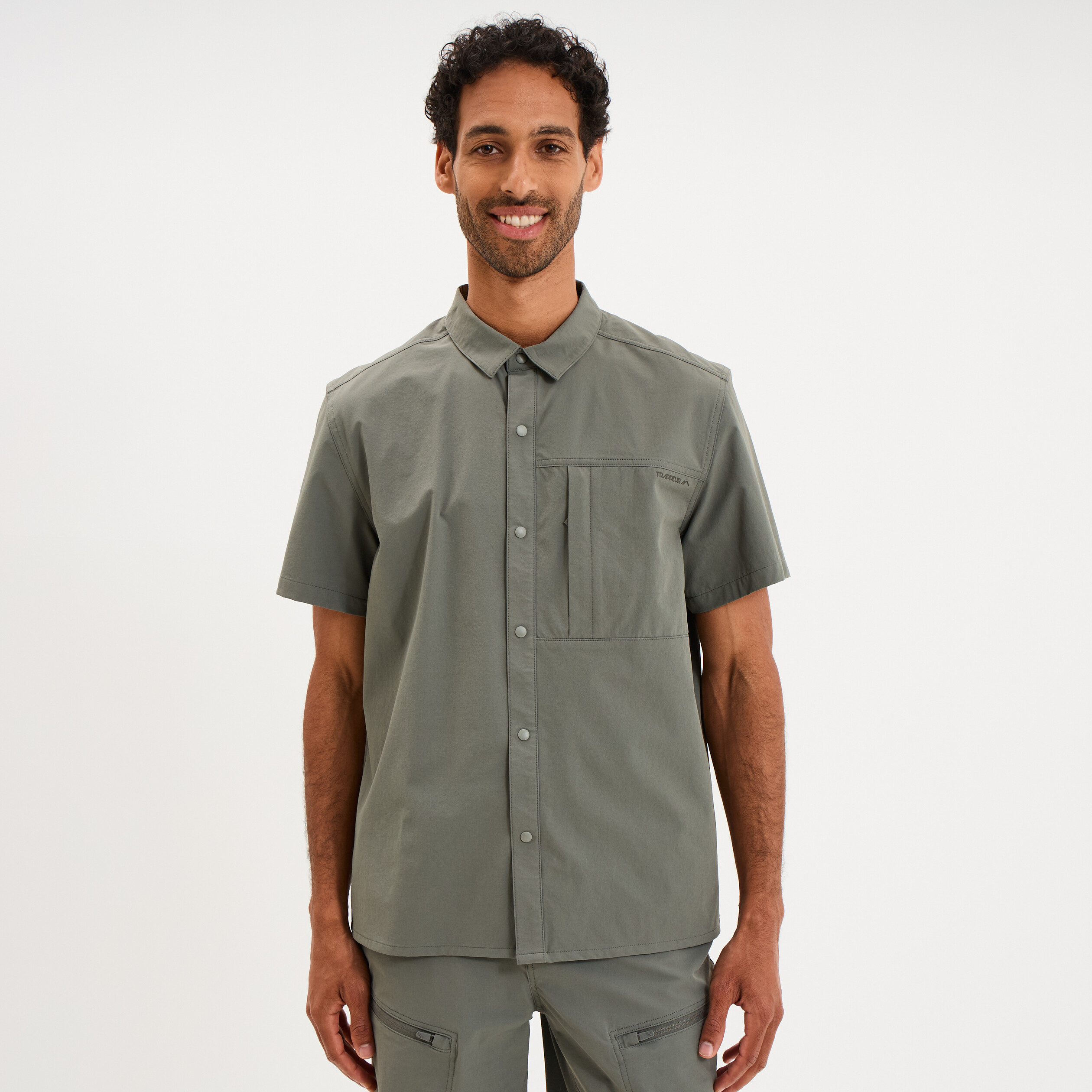 Chemise d&eacute;perlante droite stretch gris homme
