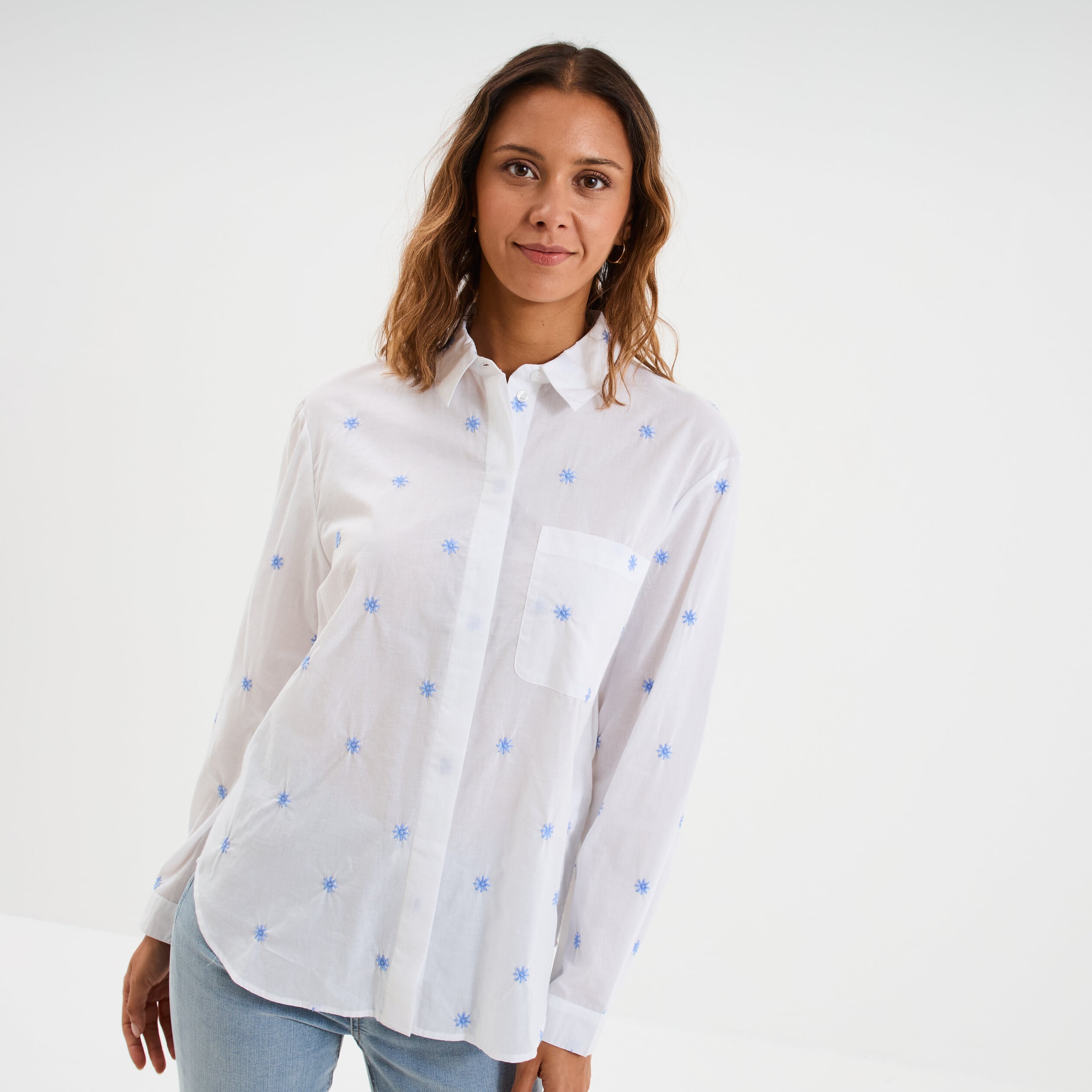 Chemise droite brod&eacute;e coton blanc femme