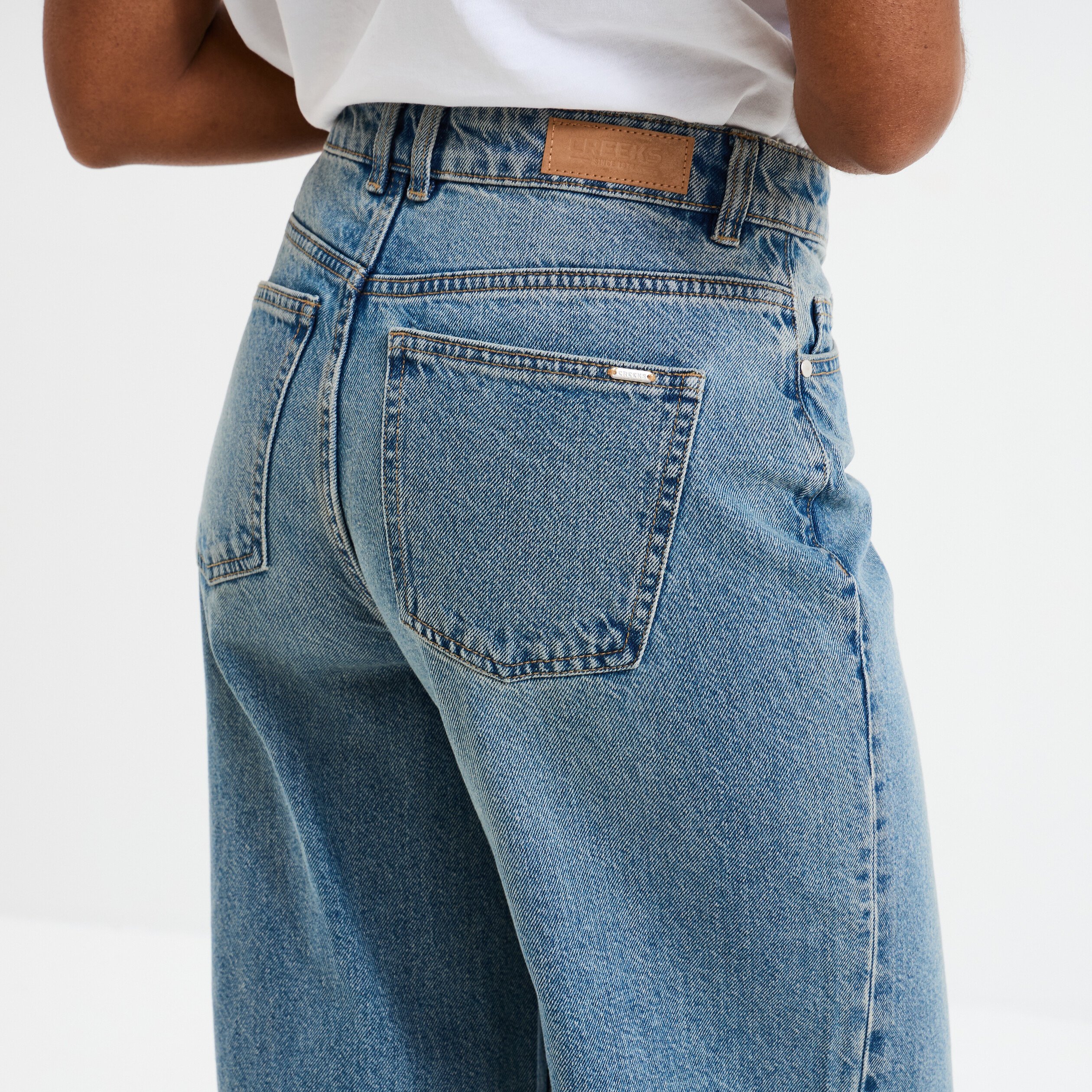 jeans large coton denim dirty femme Jeans large coton denim dirty femme