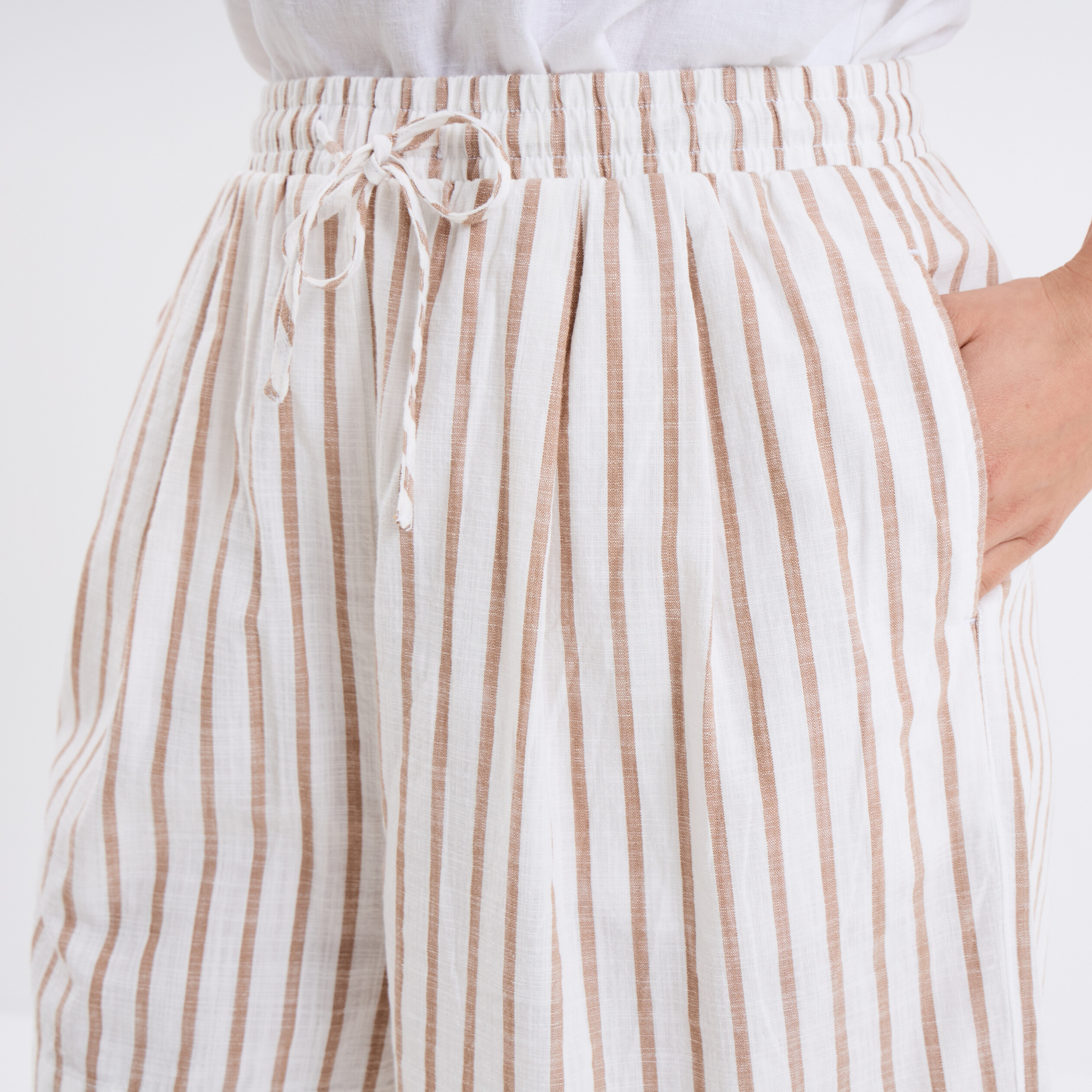 short taille elastiquee coton blanc femme Short taille élastiquée coton blanc femme