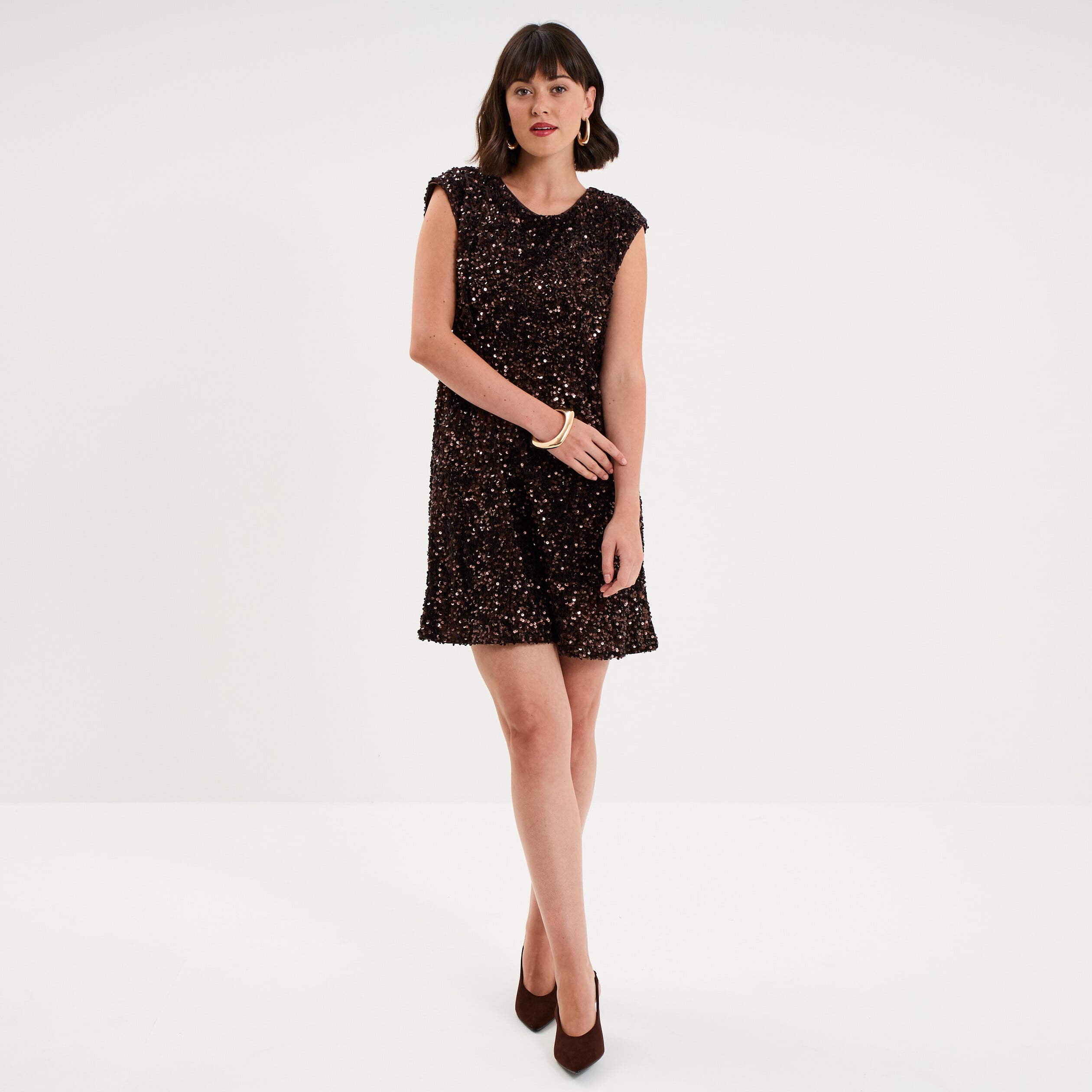 Robe courte &agrave; sequins sans manches marron fonc&eacute; femme