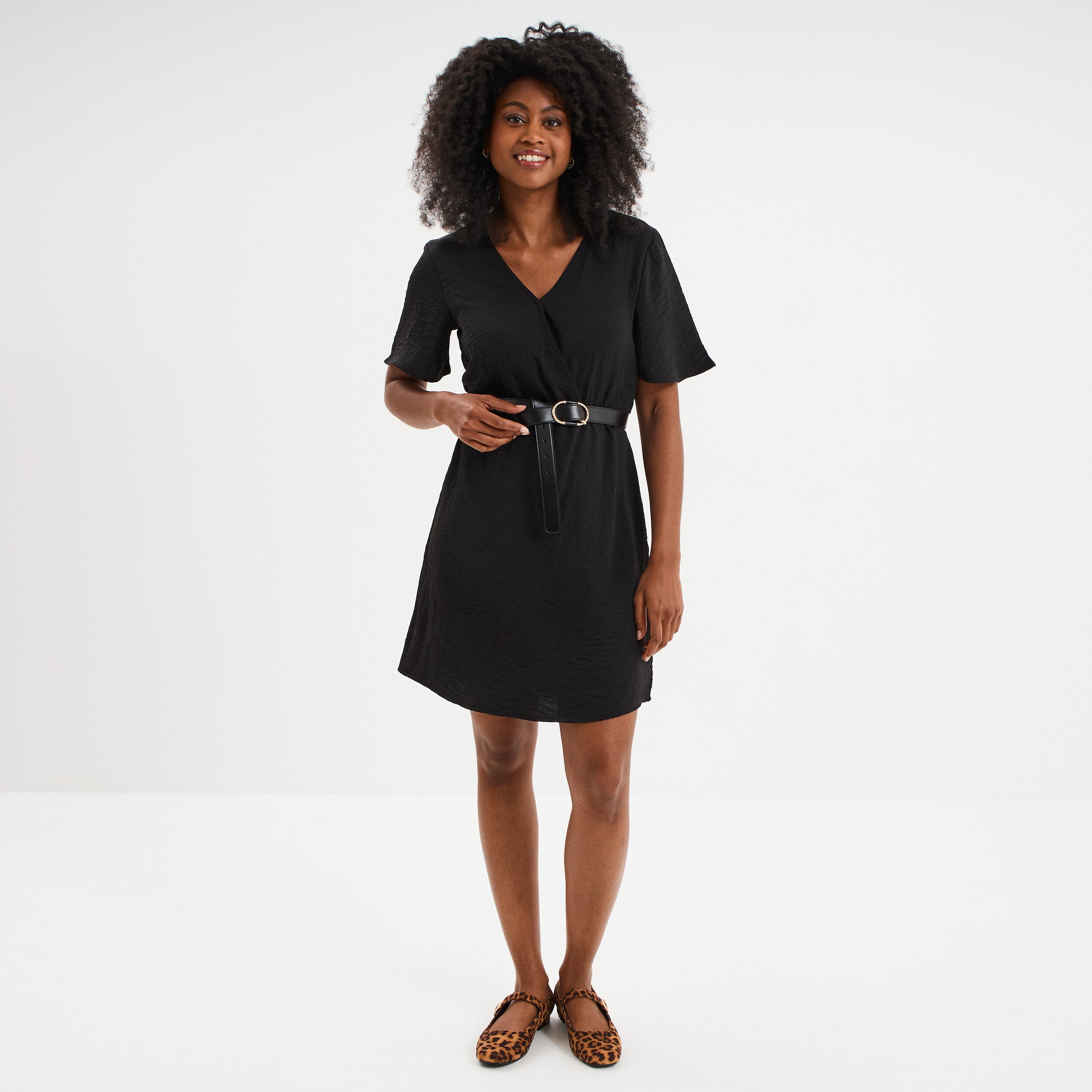 Robe courte col cache-coeur noir femme