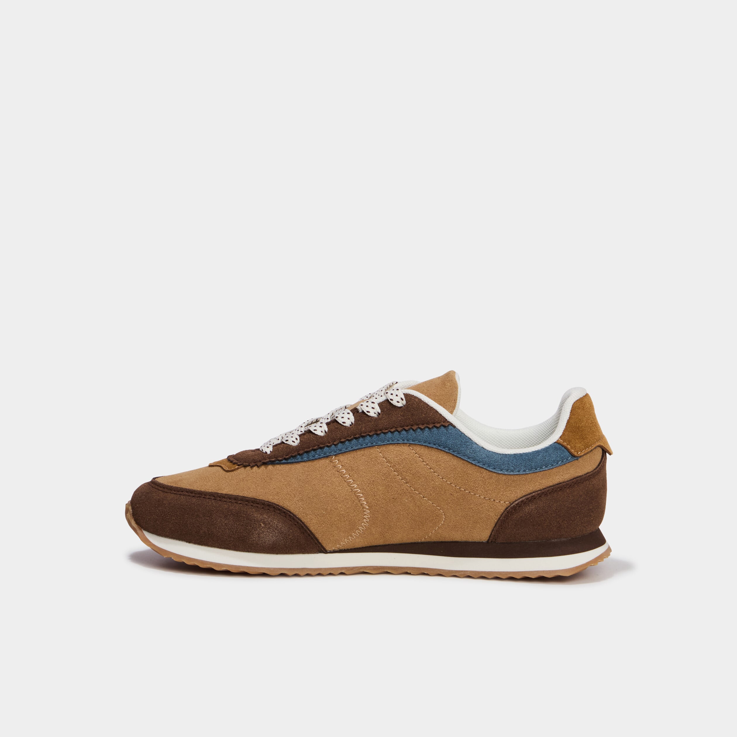 Baskets su&eacute;dine &agrave; lacets marron fonc&eacute; femme