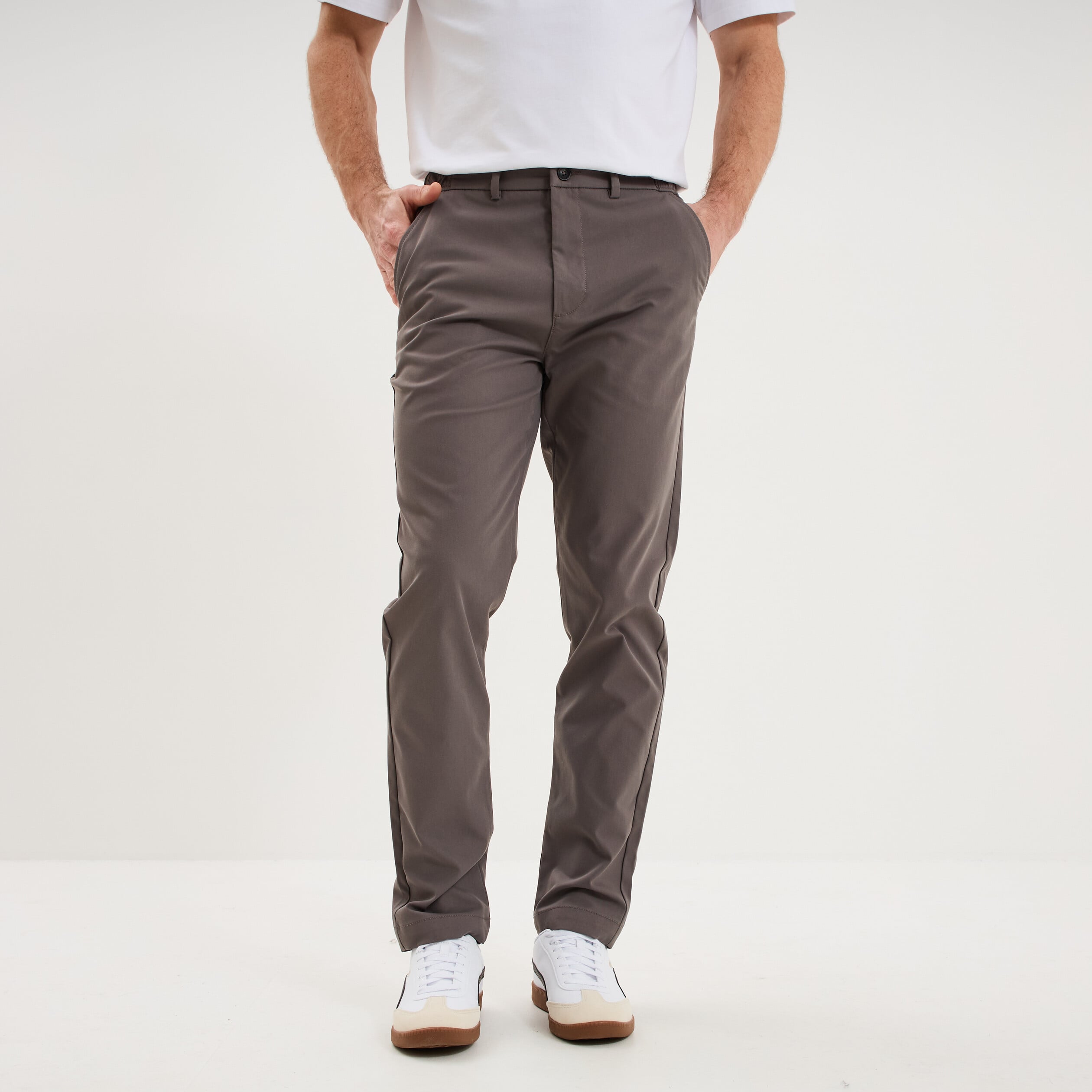 Pantalon chino droit extensible gris fonc&eacute; homme