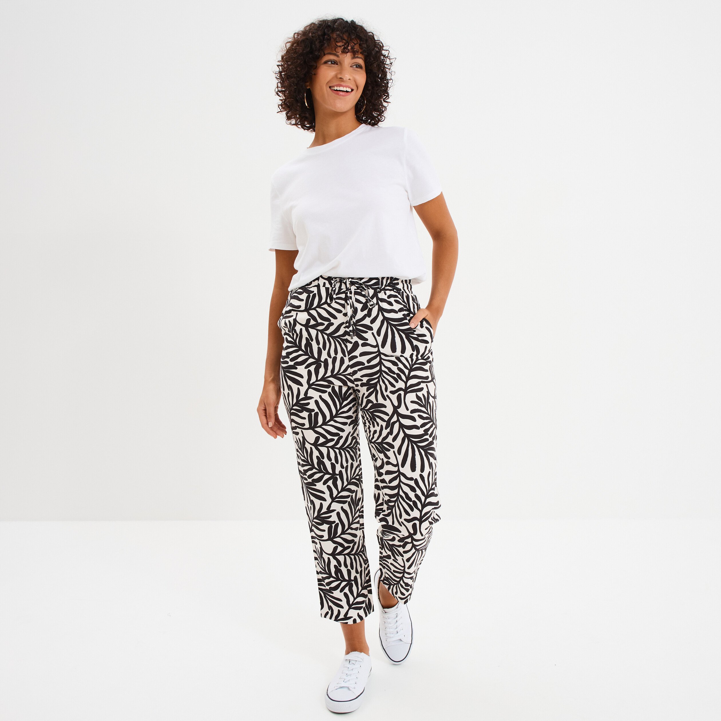 Pantalon fluide coupe cigarette blanc femme