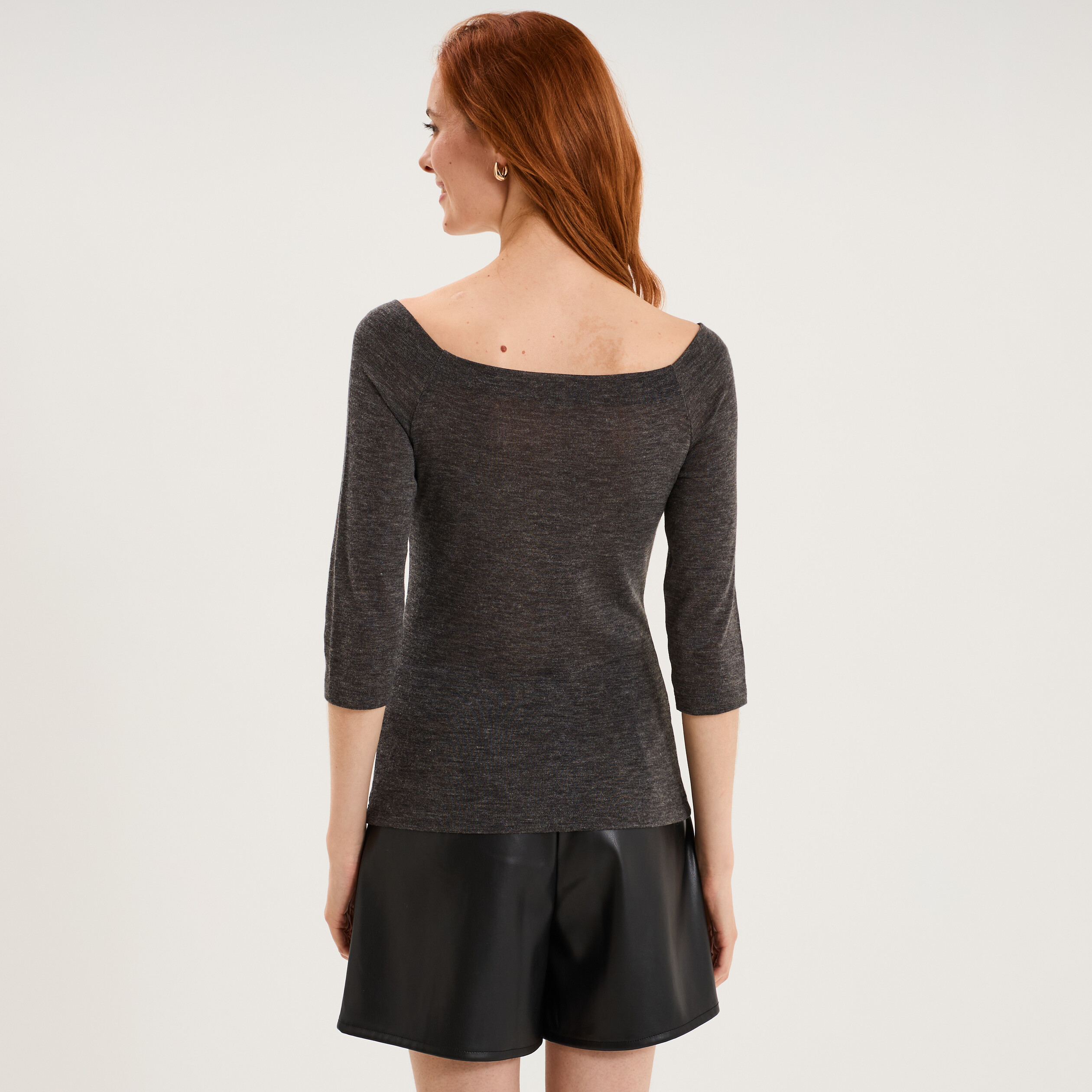 T-shirt cintr&eacute; col bardot manches 3/4 gris fonc&eacute; femme