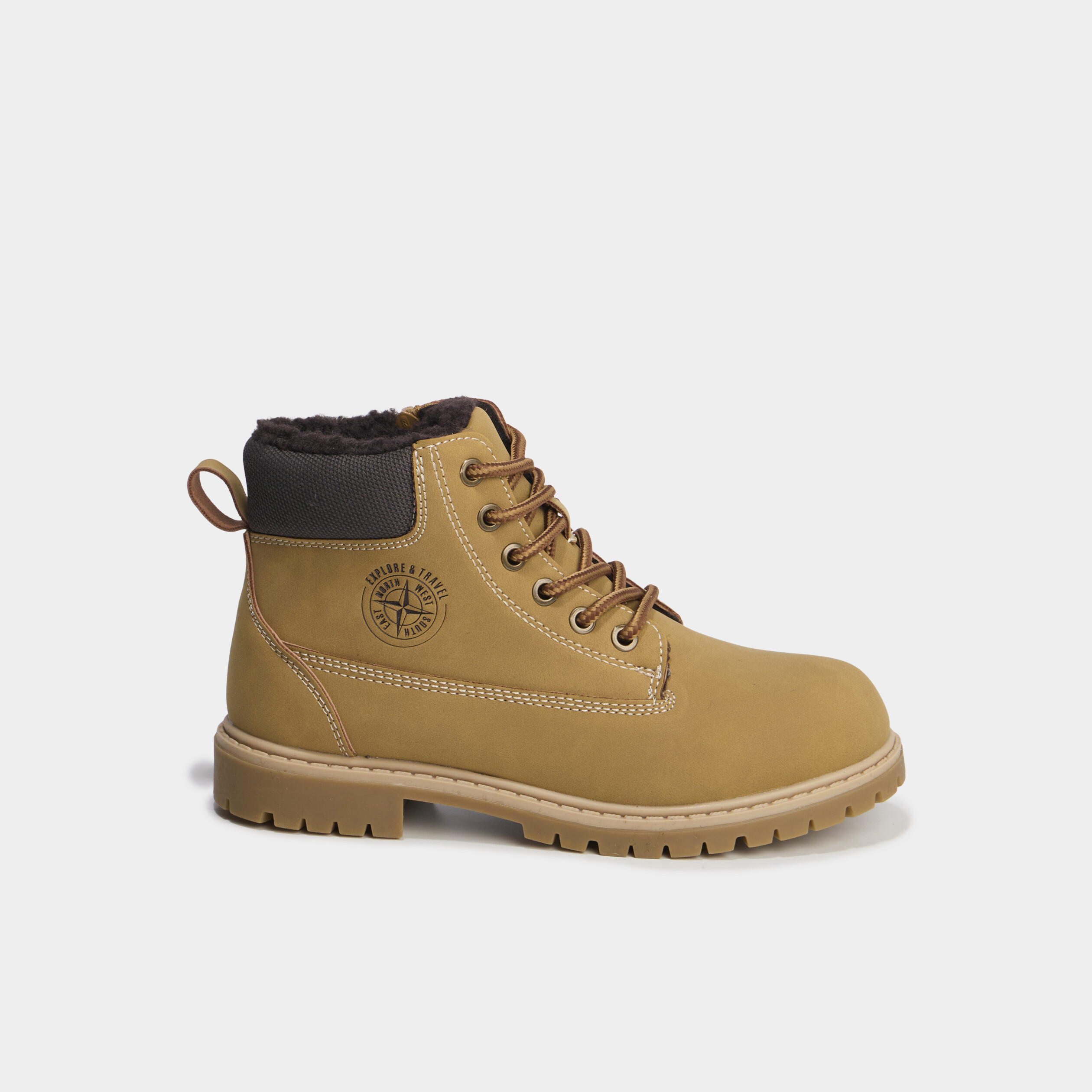 Boots fourr&eacute;es zipp&eacute;es &agrave; lacets camel gar&ccedil;on