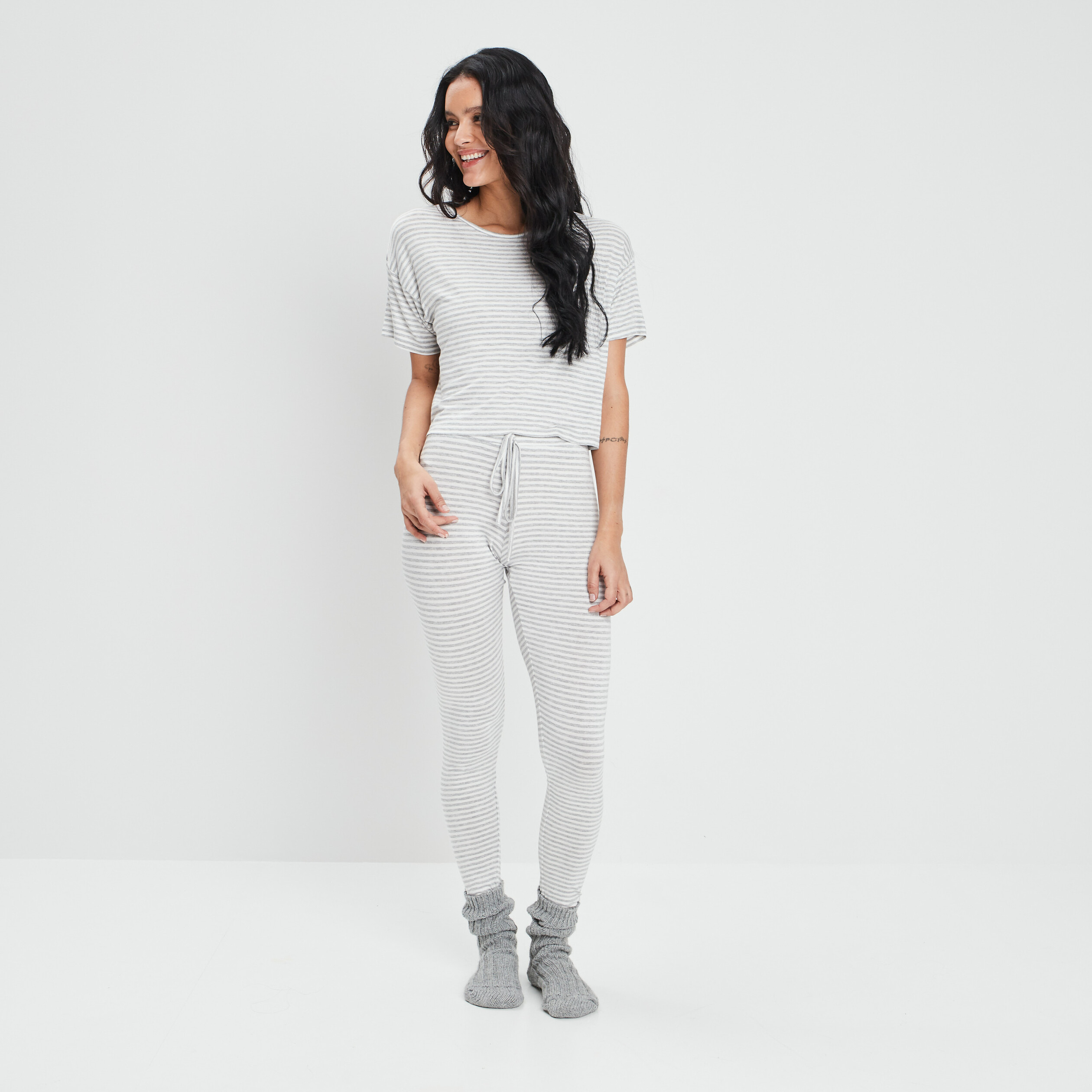 ensemble pyjama 2 pieces gris clair femme Ensemble pyjama 2 pièces gris clair femme