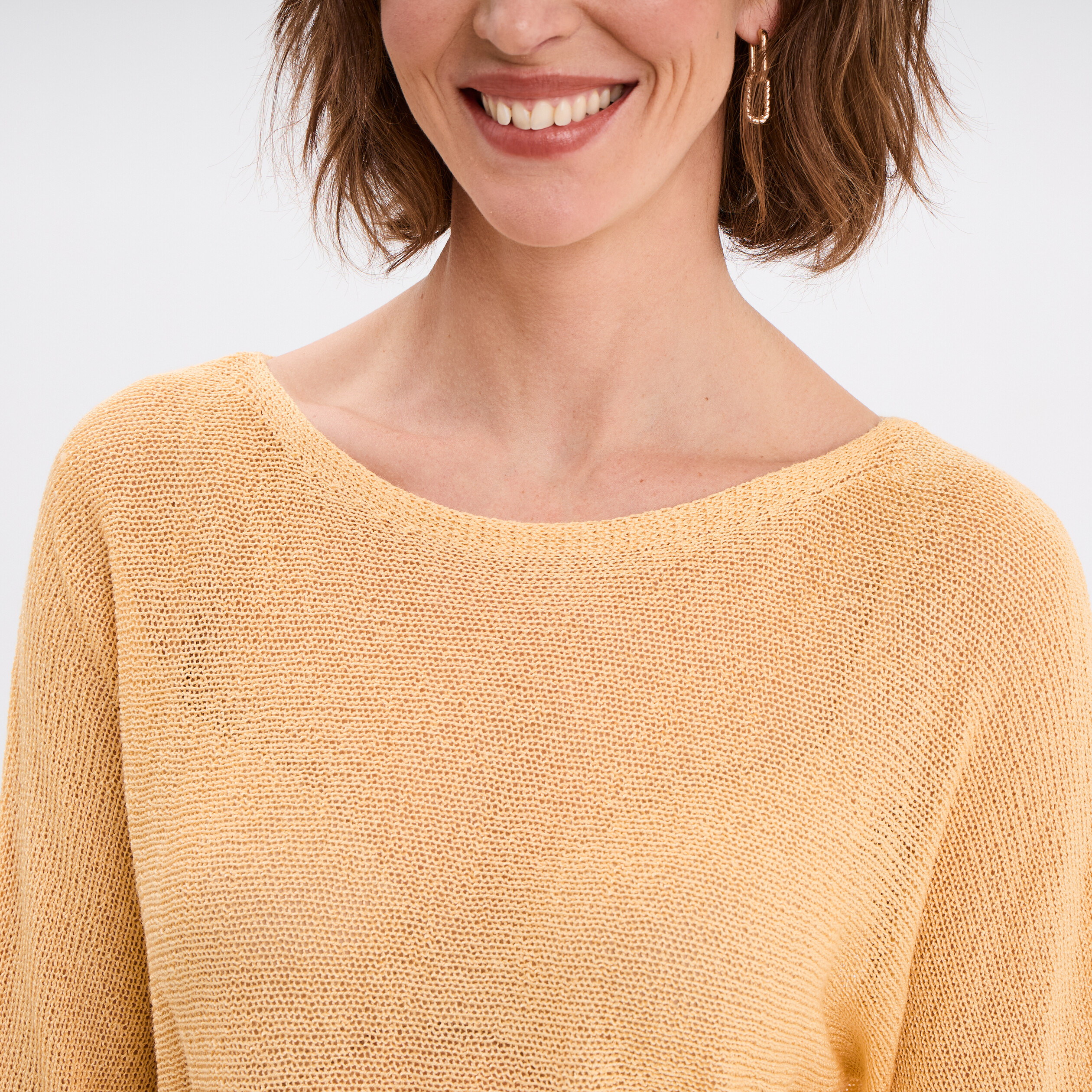 Pull droit col rond manches longues jaune clair femme