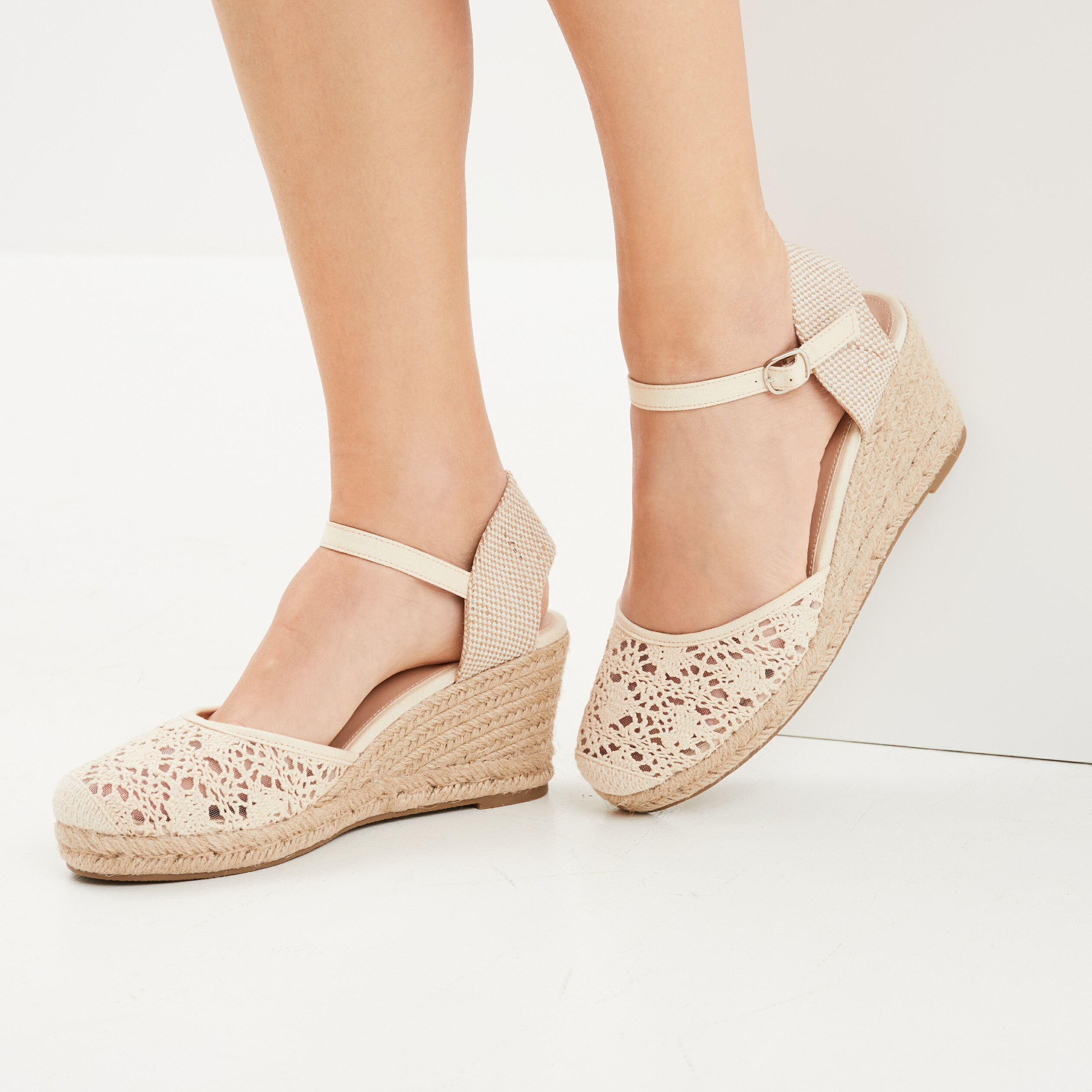 Sandales espadrilles broderie anglaise blanc femme