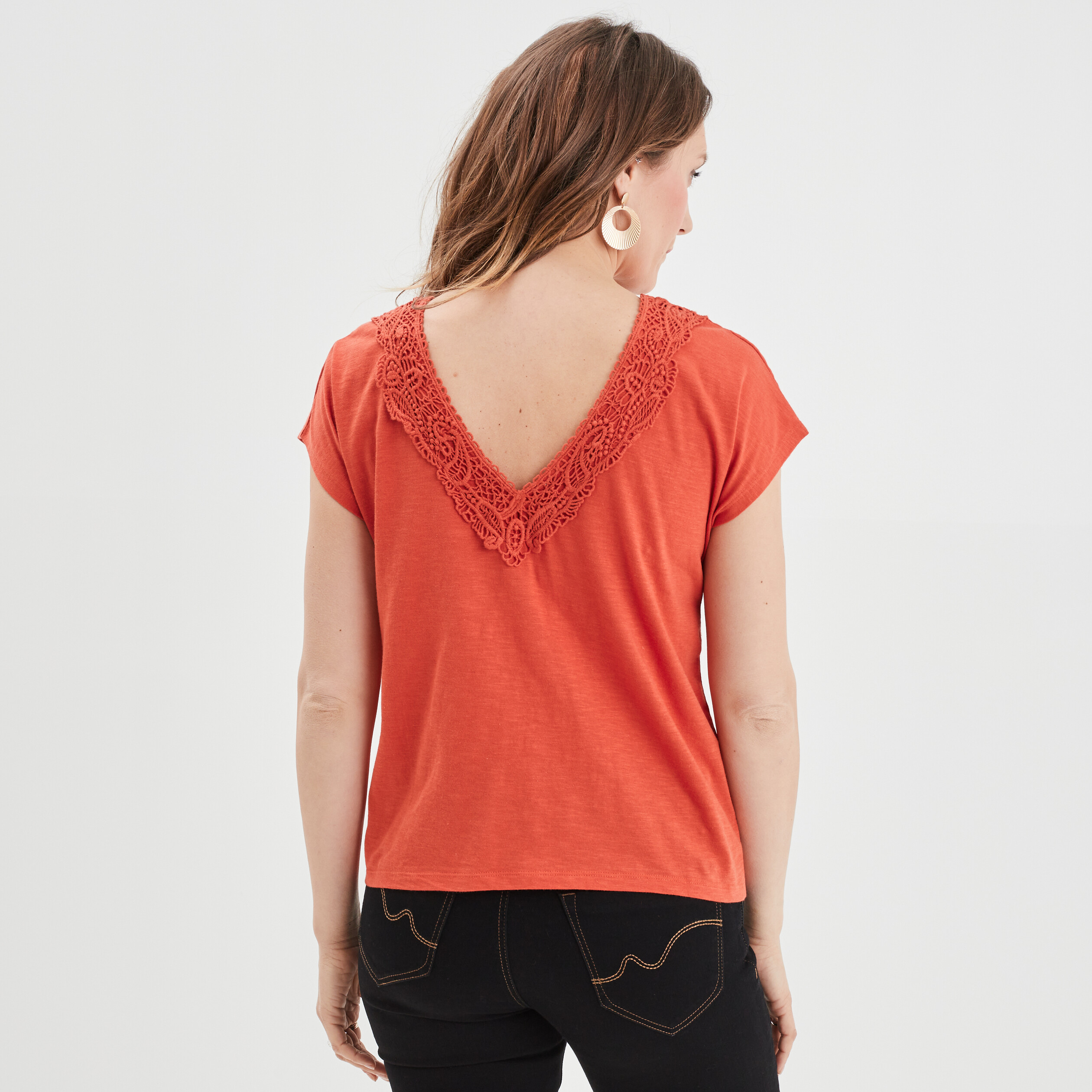 t shirt col v macrame manches courtes orange fonce femme T-shirt col V macramé manches courtes orange foncé femme