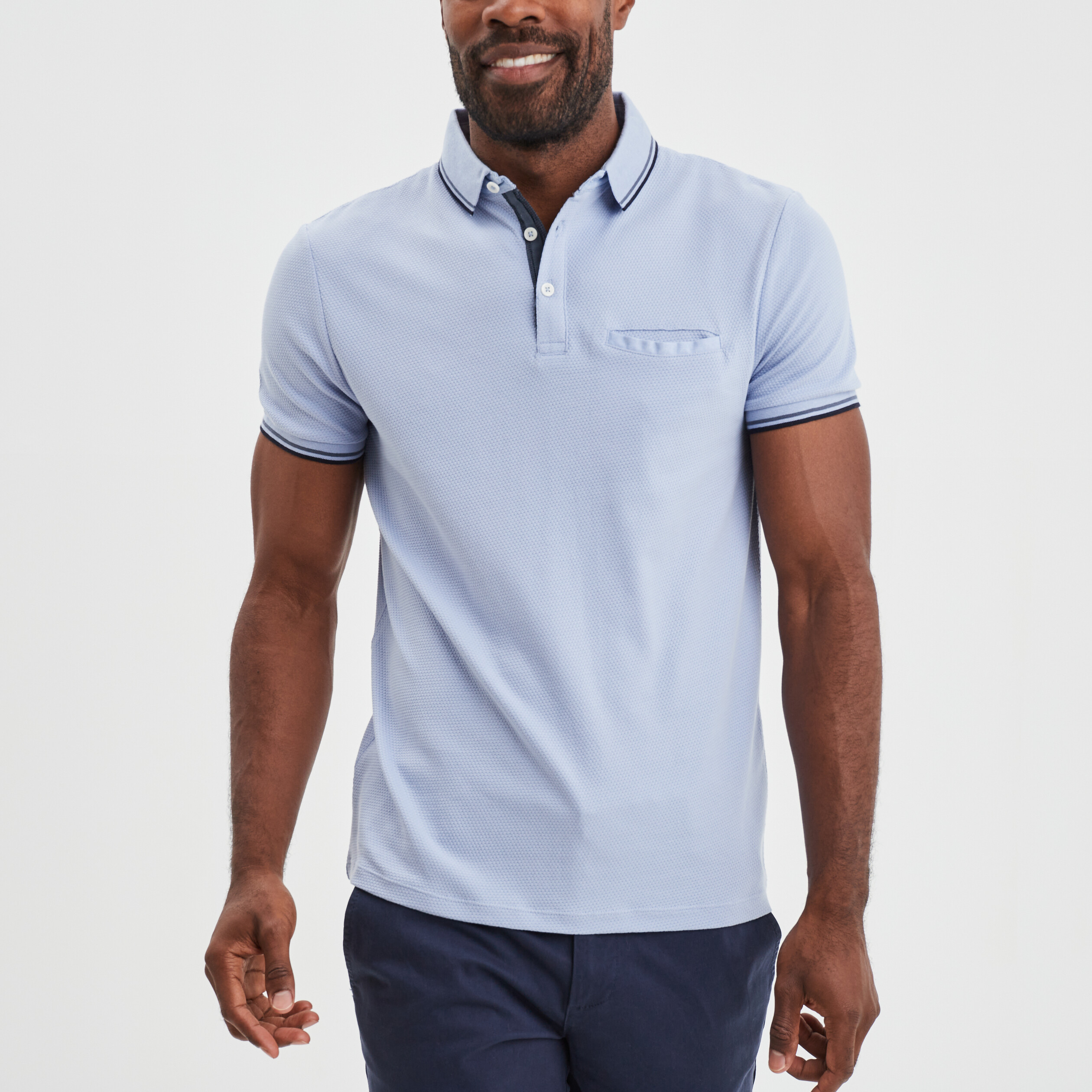 Polo manches courtes 1 poche coton bleu ciel homme