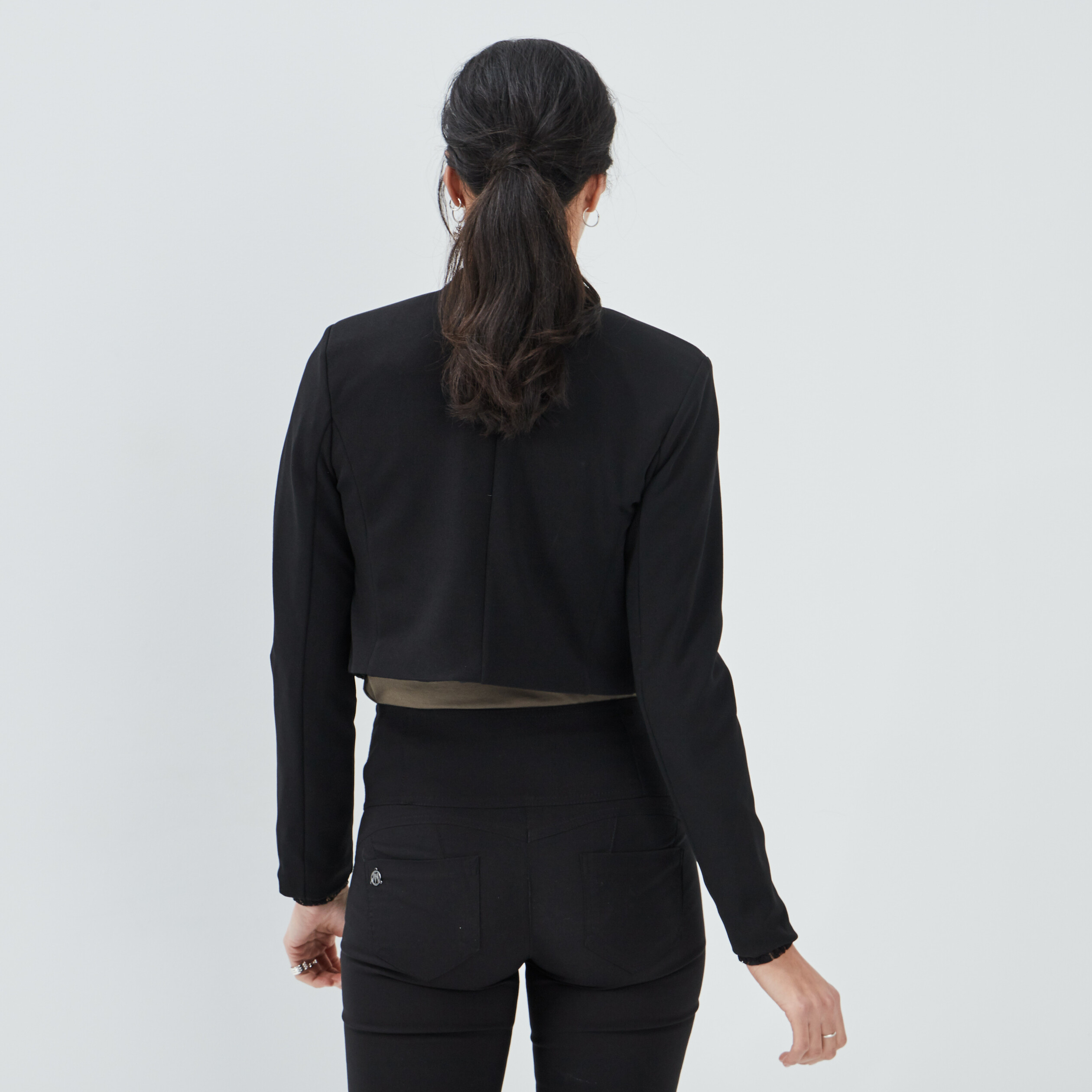 veste bolero stretch manches longues noir femme Veste boléro stretch manches longues noir femme