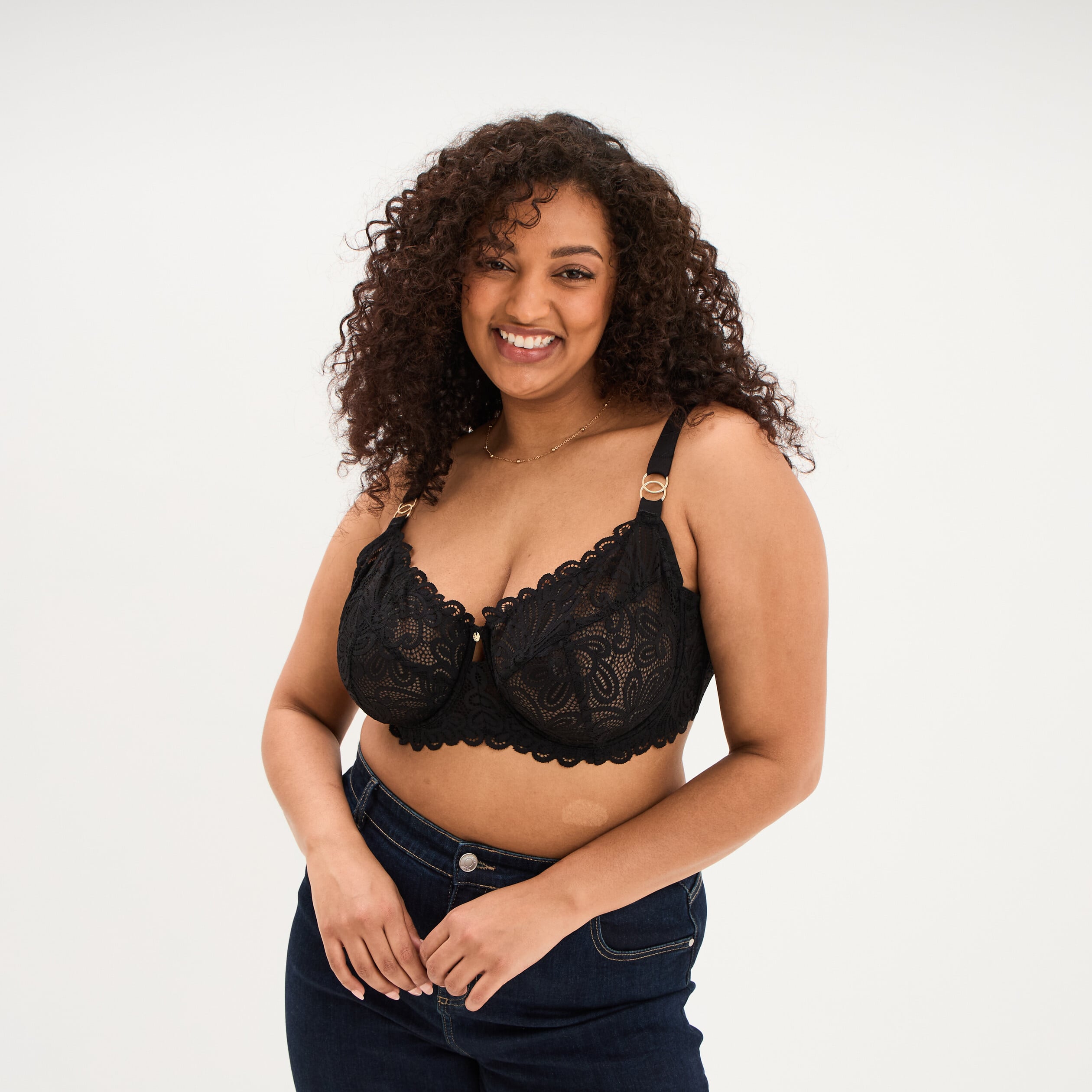 Soutien-gorge embo&icirc;tant dentelle noir femme grande taille