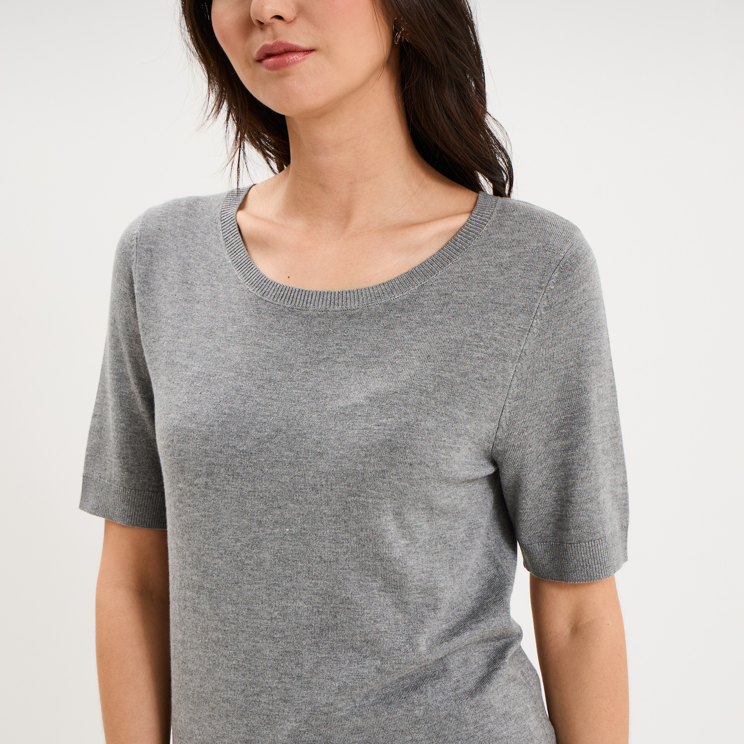 Pull manches courtes col rond gris femme