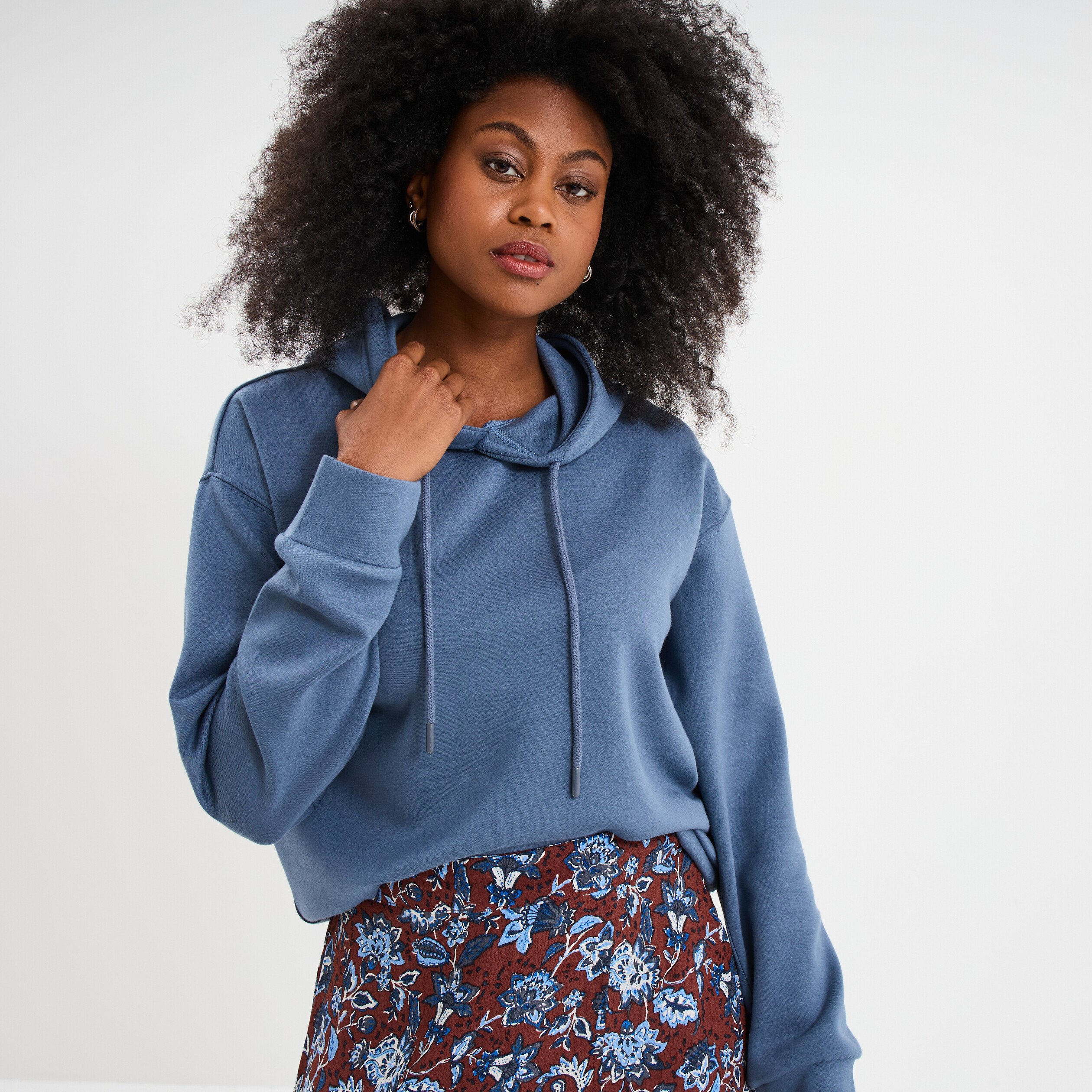 sweat hoodie manches longues a capuche bleu gris femme Sweat hoodie manches longues à capuche bleu gris femme