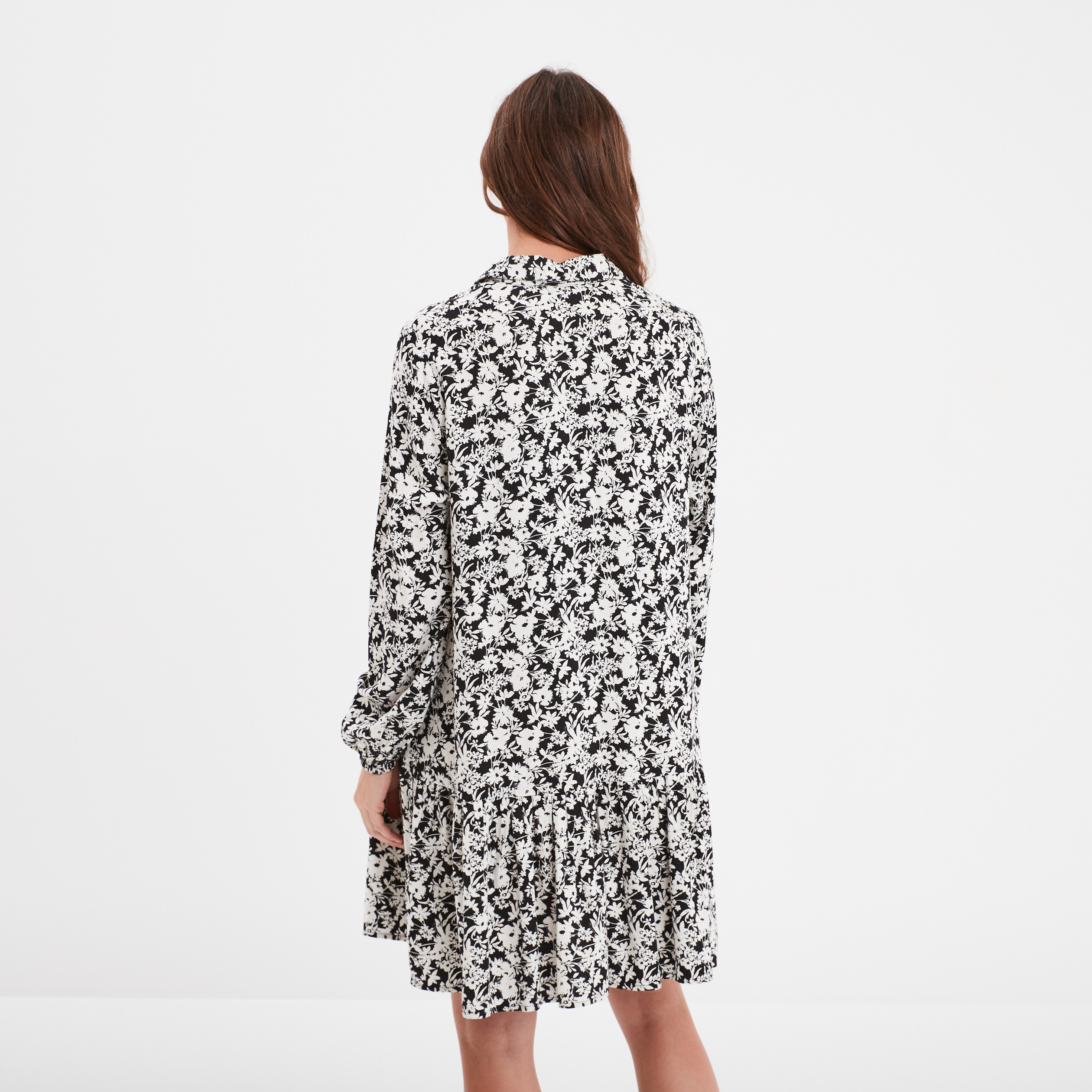 robe evasee fluide manches bouffantes noir femme Robe évasée fluide manches bouffantes noir femme