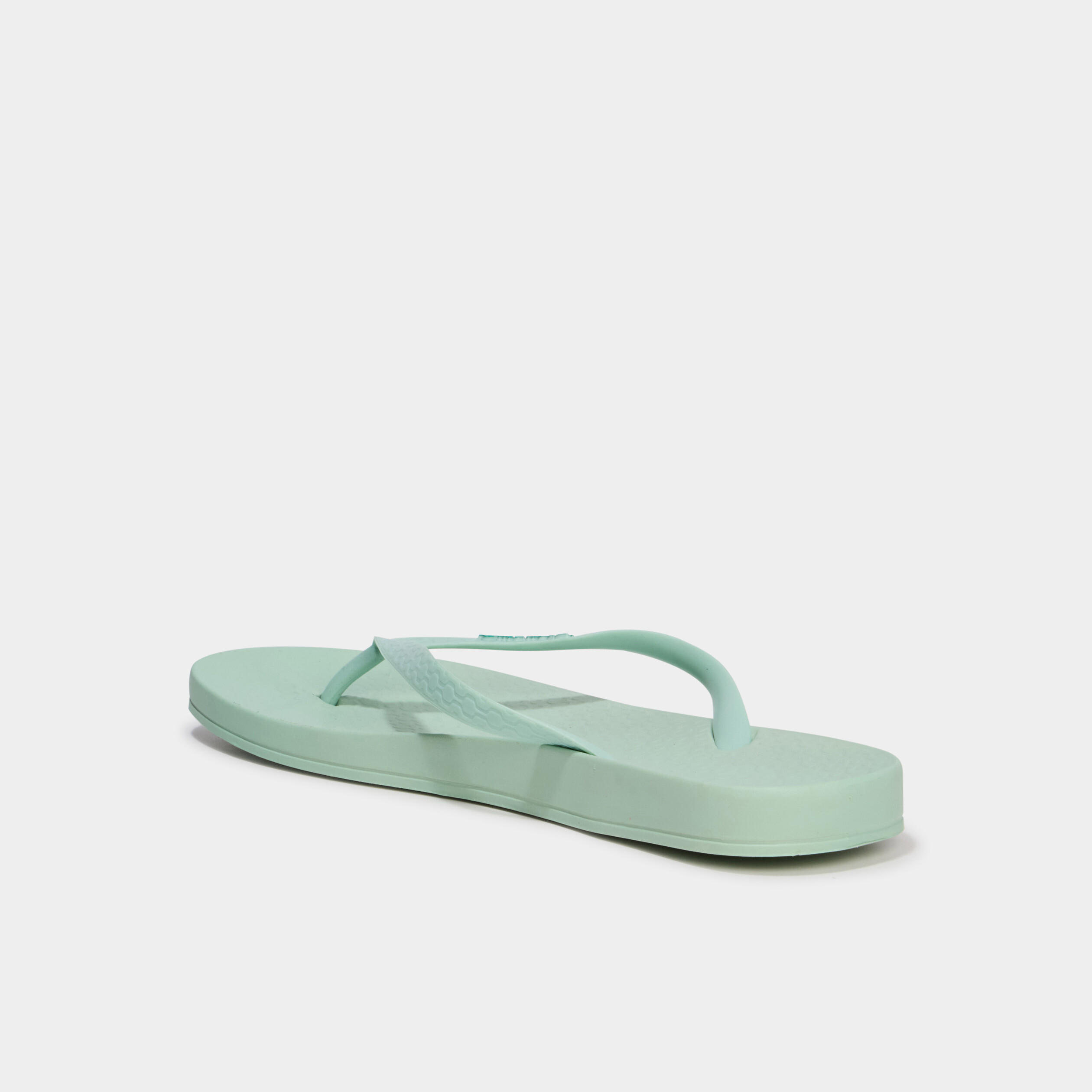 Tongs vert pastel femme