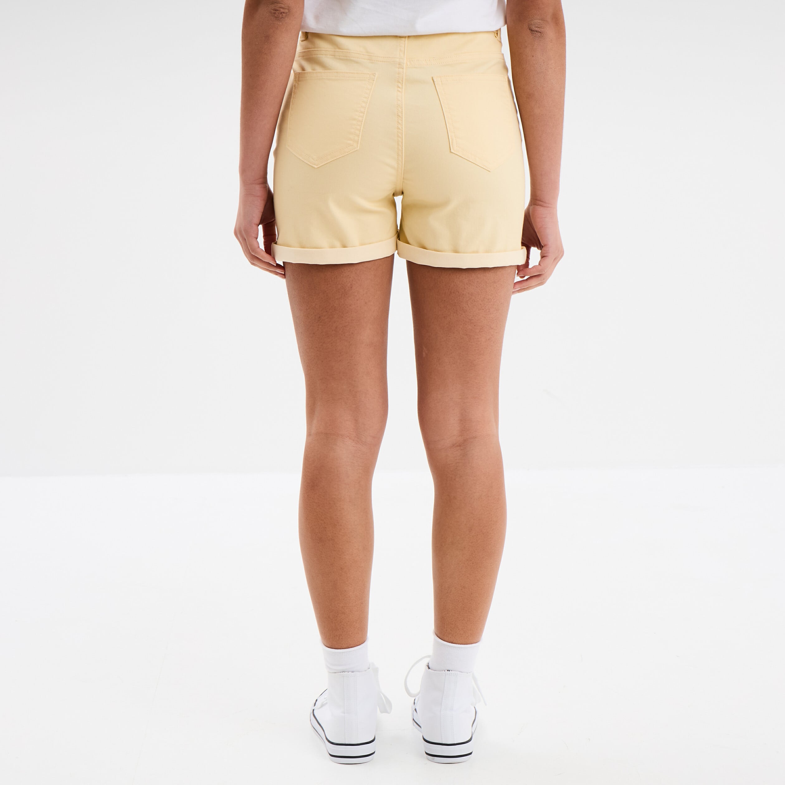 Short en jean slim coton stretch creme femme