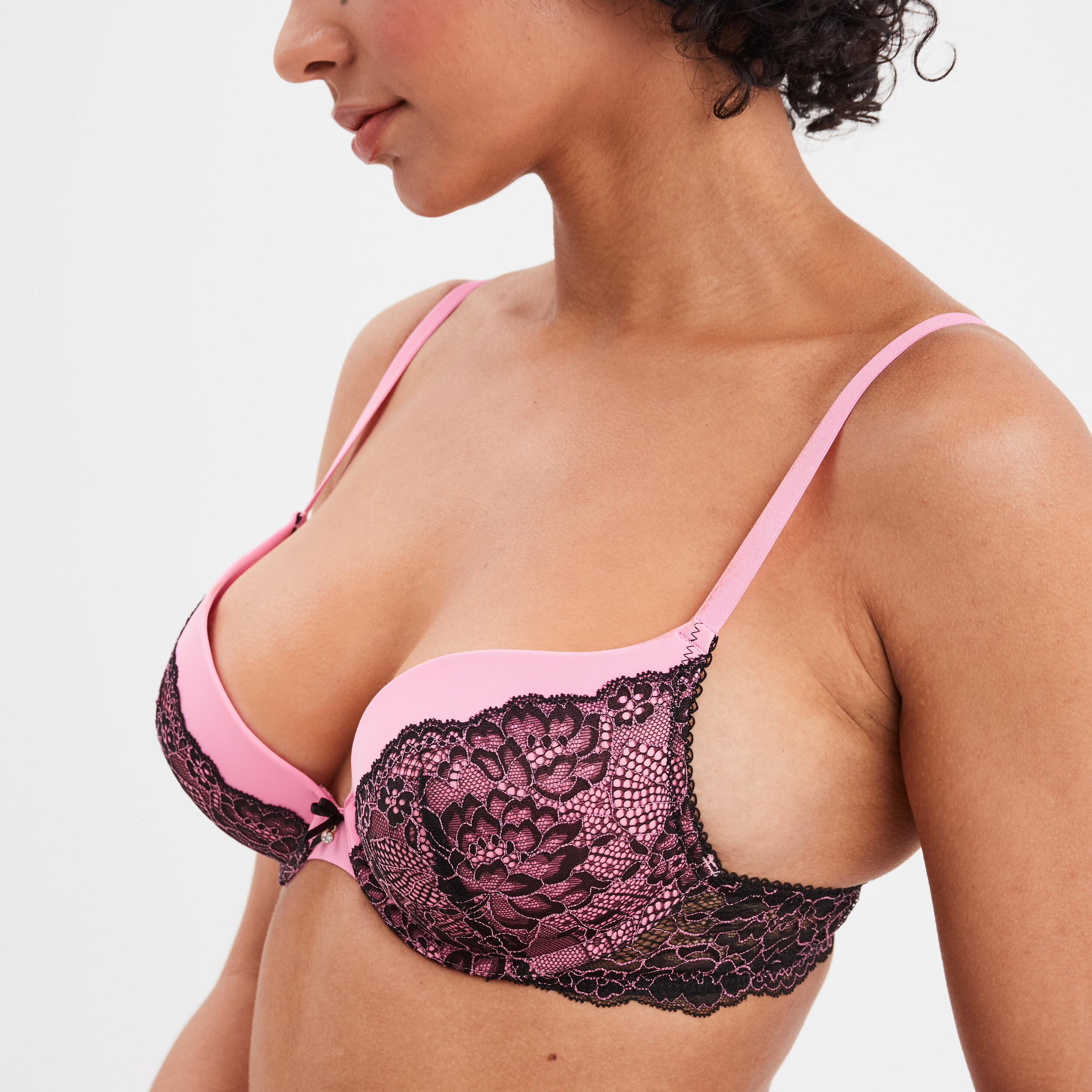 soutien gorge dentelle maxi push up rose femme Soutien-gorge dentelle maxi push-up rose femme