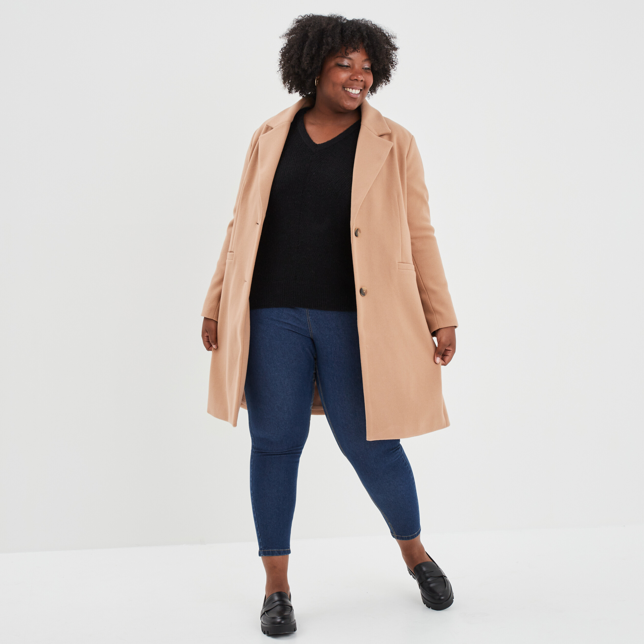Pull manches chauves-souris col en V noir femme grande taille