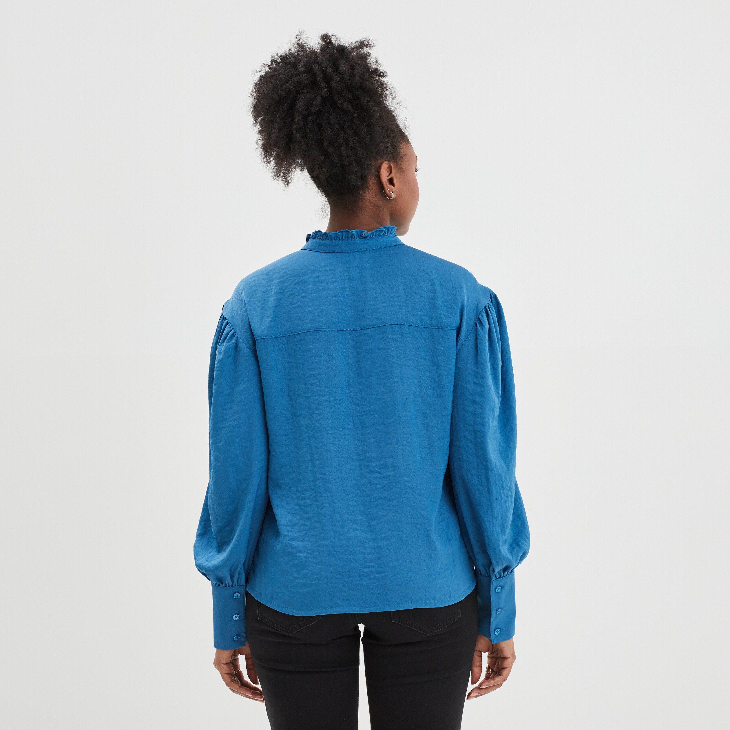 Blouse col montant manches bouffantes bleu femme