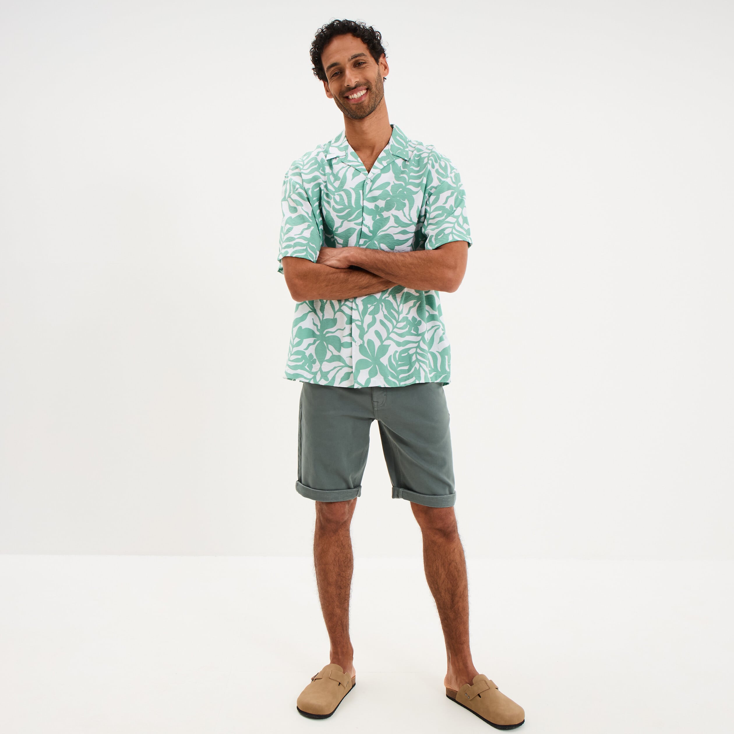 Chemise l&eacute;g&egrave;re textur&eacute;e manches courtes vert homme