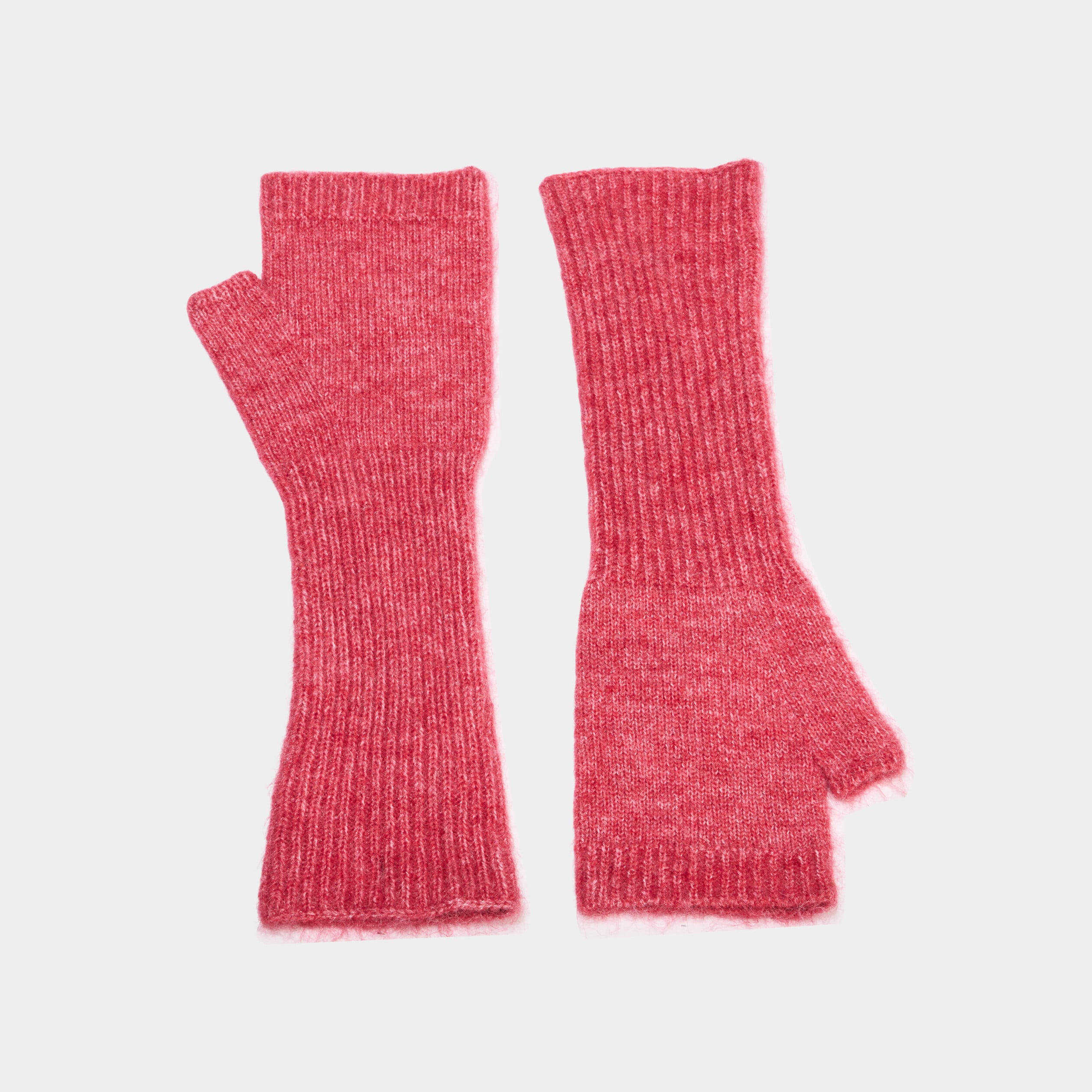 Mitaines longues en maille c&ocirc;tel&eacute;e rose cerise femme