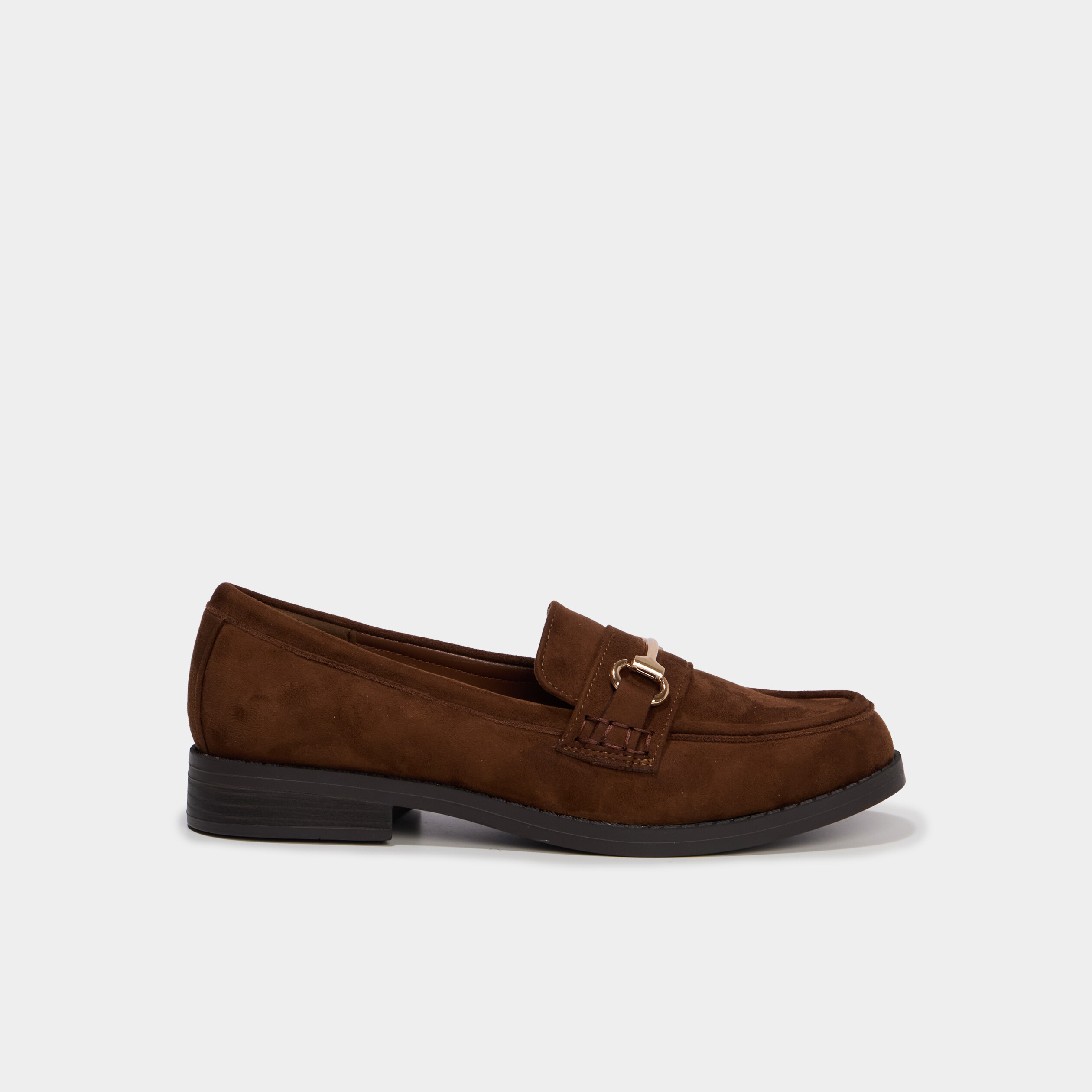 Mocassin su&eacute;dine boucle m&eacute;tal marron femme