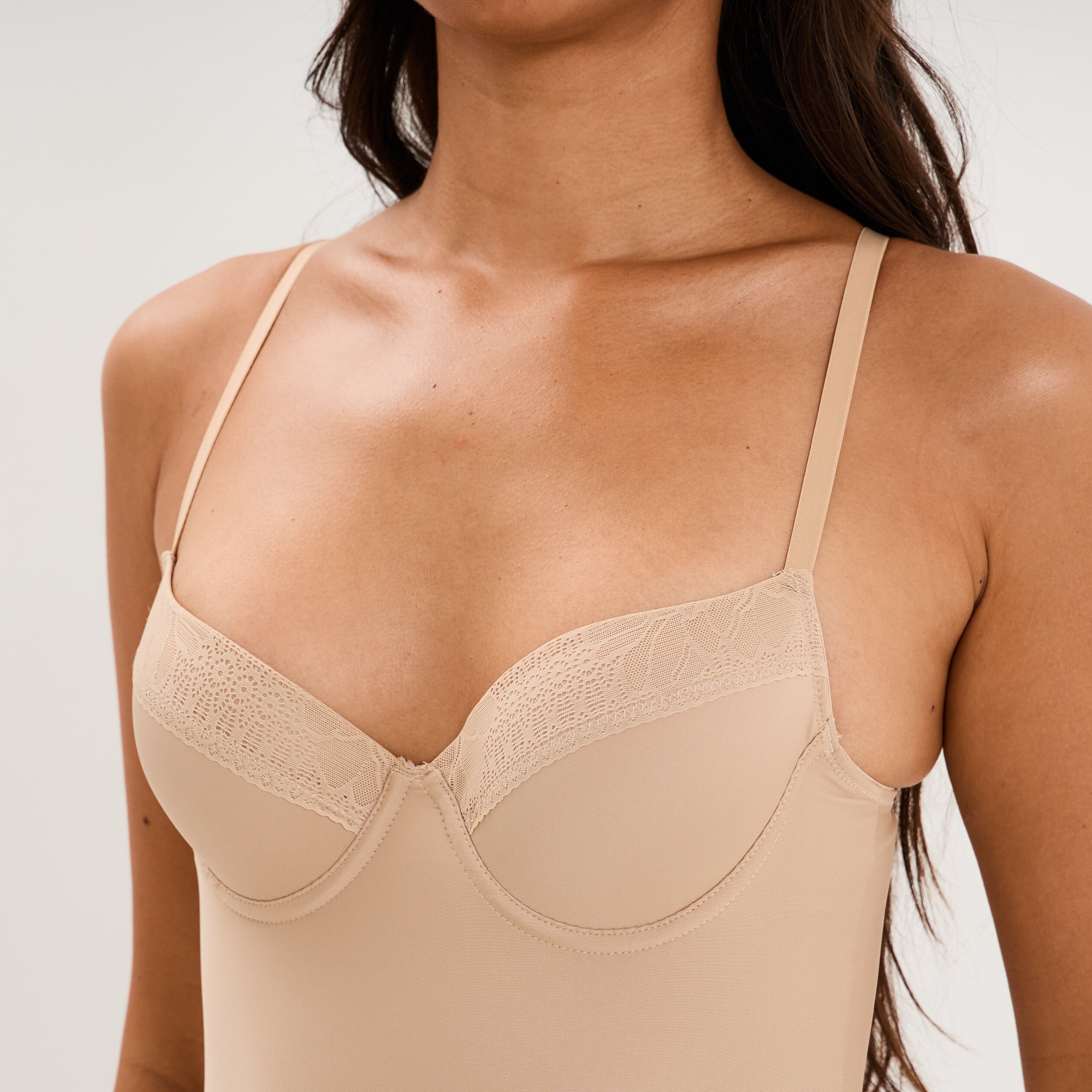 Body gainant beige femme