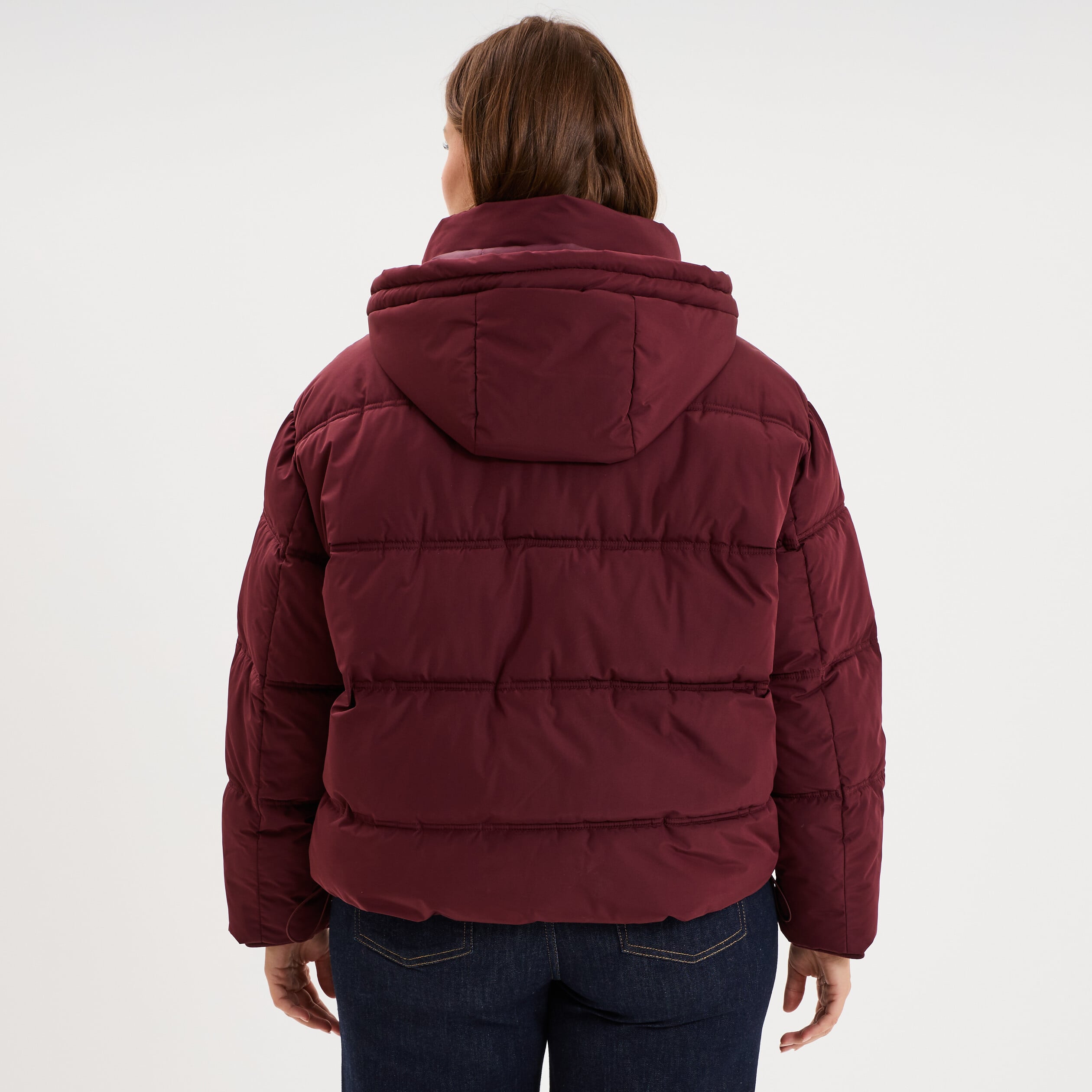 Doudoune courte zipp&eacute;e &agrave; capuche violet fonc&eacute; femme grande taille