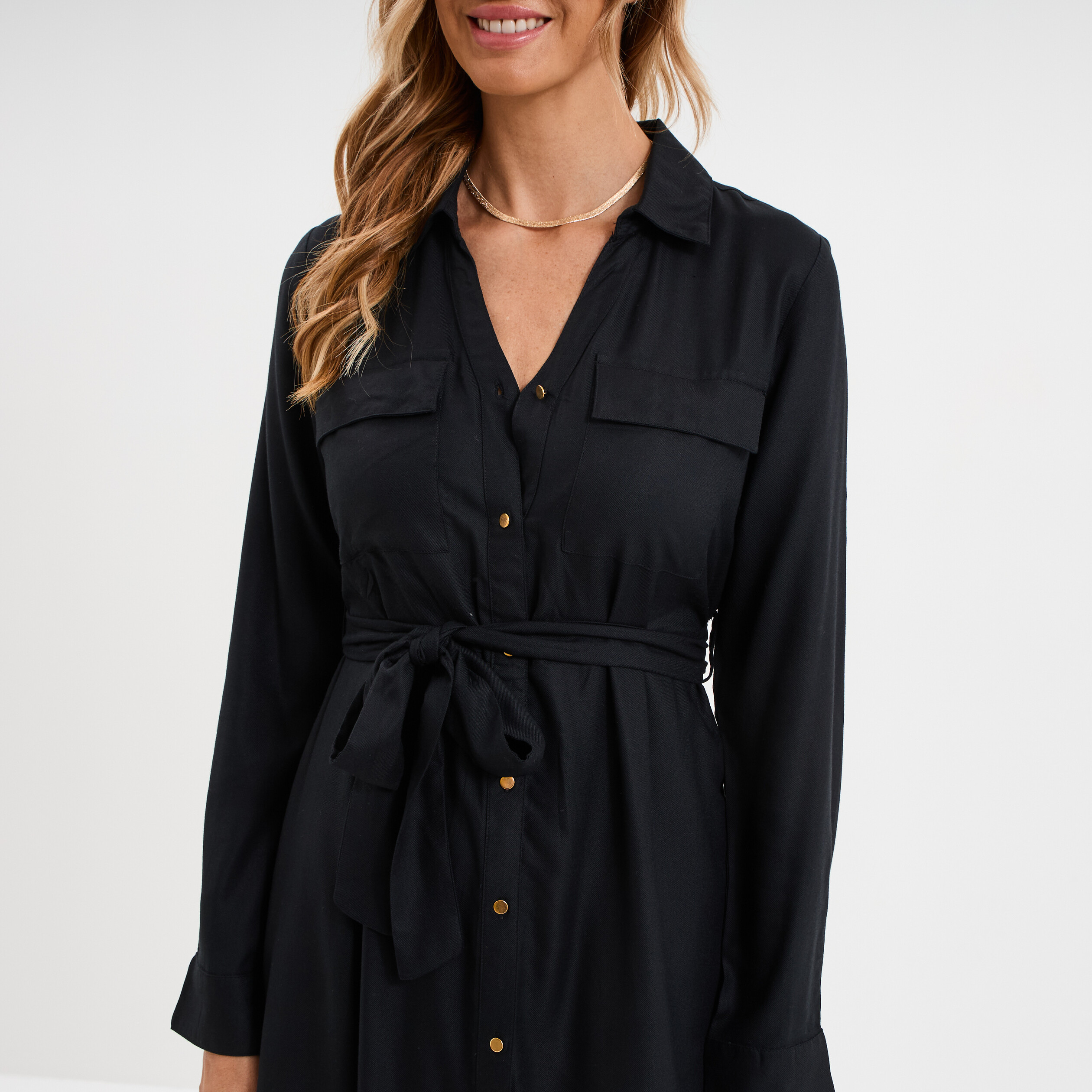 Robe chemise longue ceintur&eacute;e noir femme