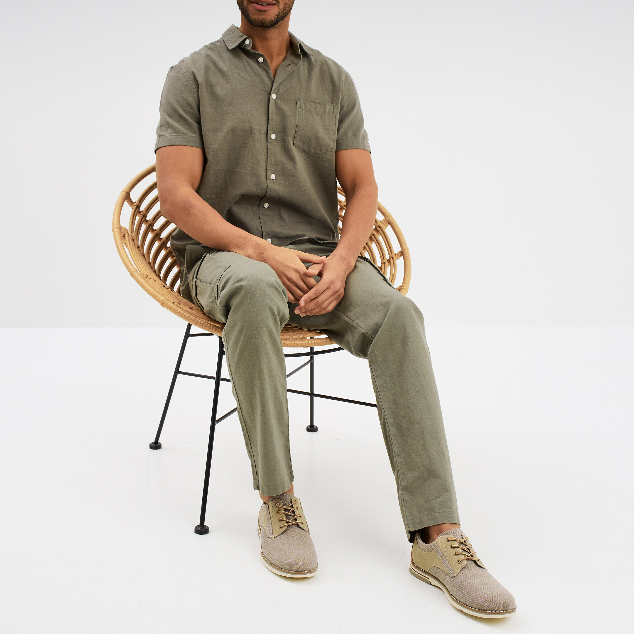 chemise manches courtes lin melange vert kaki homme Chemise manches courtes lin mélangé vert kaki homme