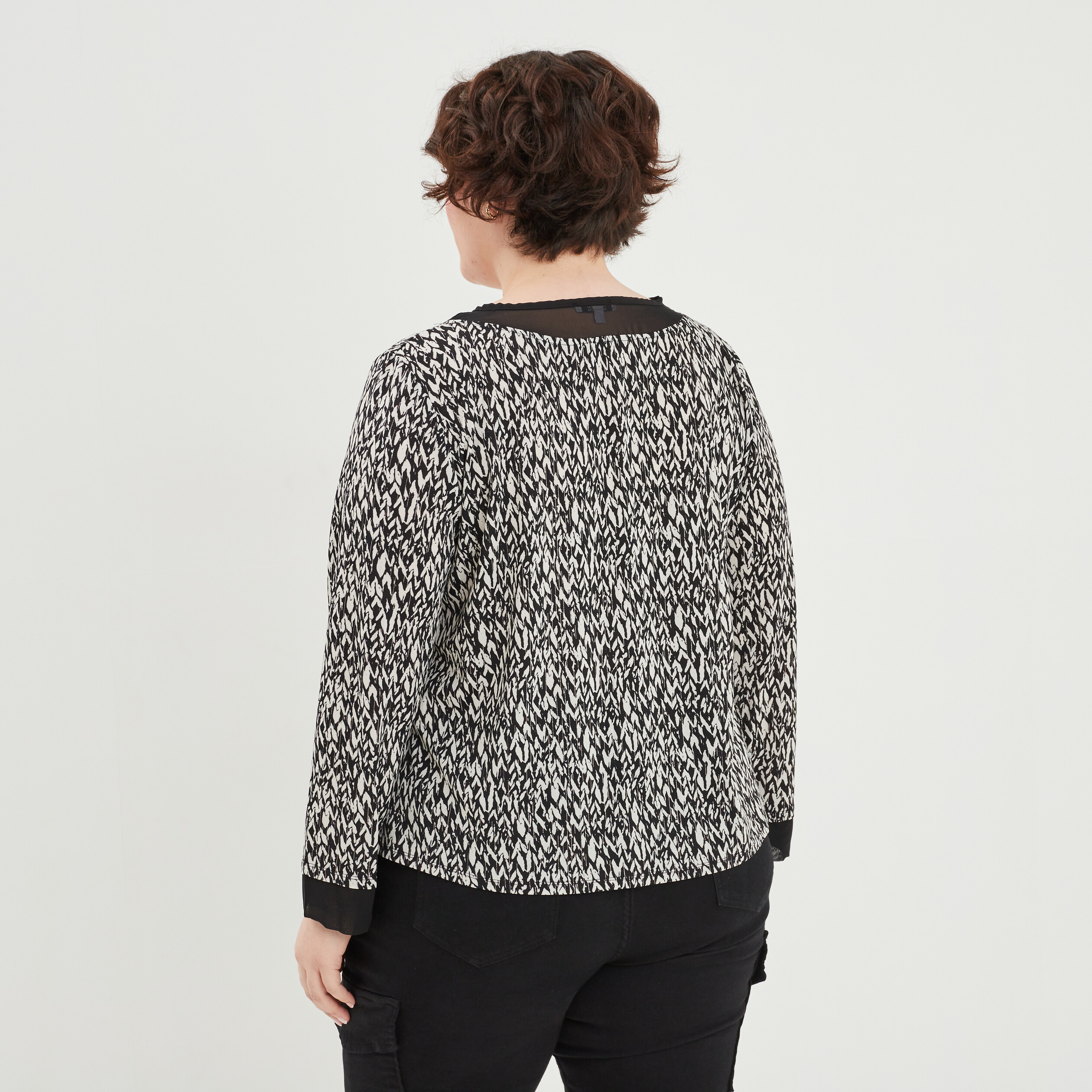 t shirt 2 en 1 cordons au col noir femmegt T-shirt 2-en-1 cordons au col noir femme grande taille
