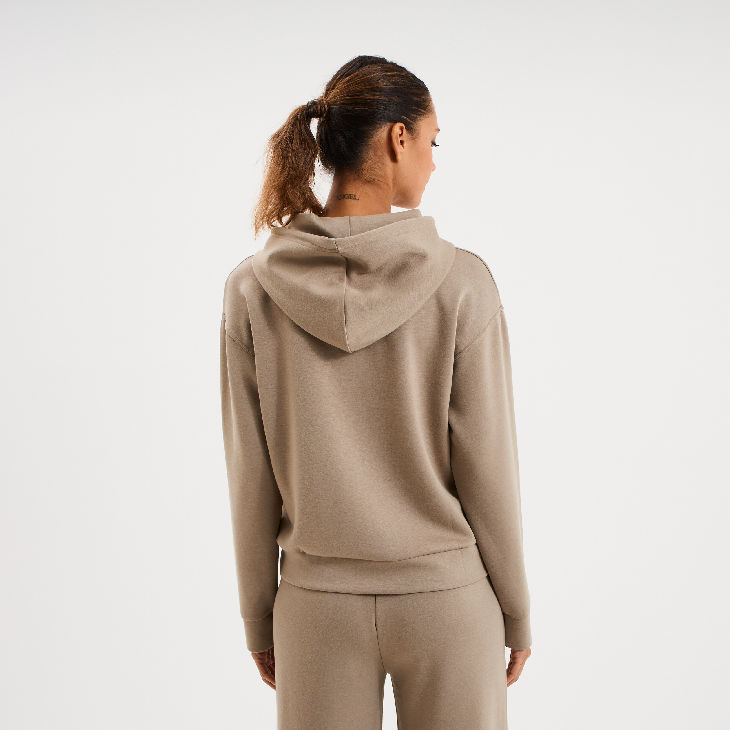Sweat hoodie manches longues &agrave; capuche taupe femme