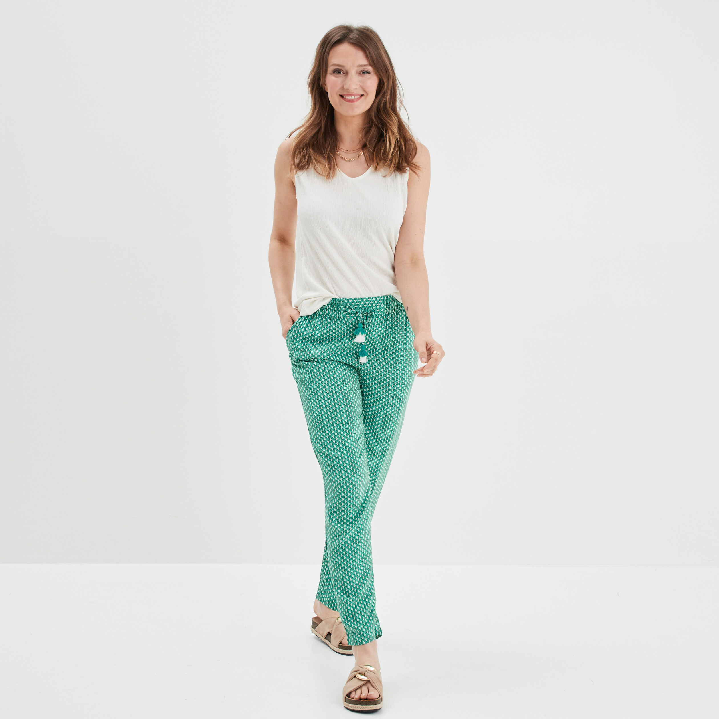 debardeur epaules macrame col en v blanc femme Débardeur épaules macramé col en V blanc femme