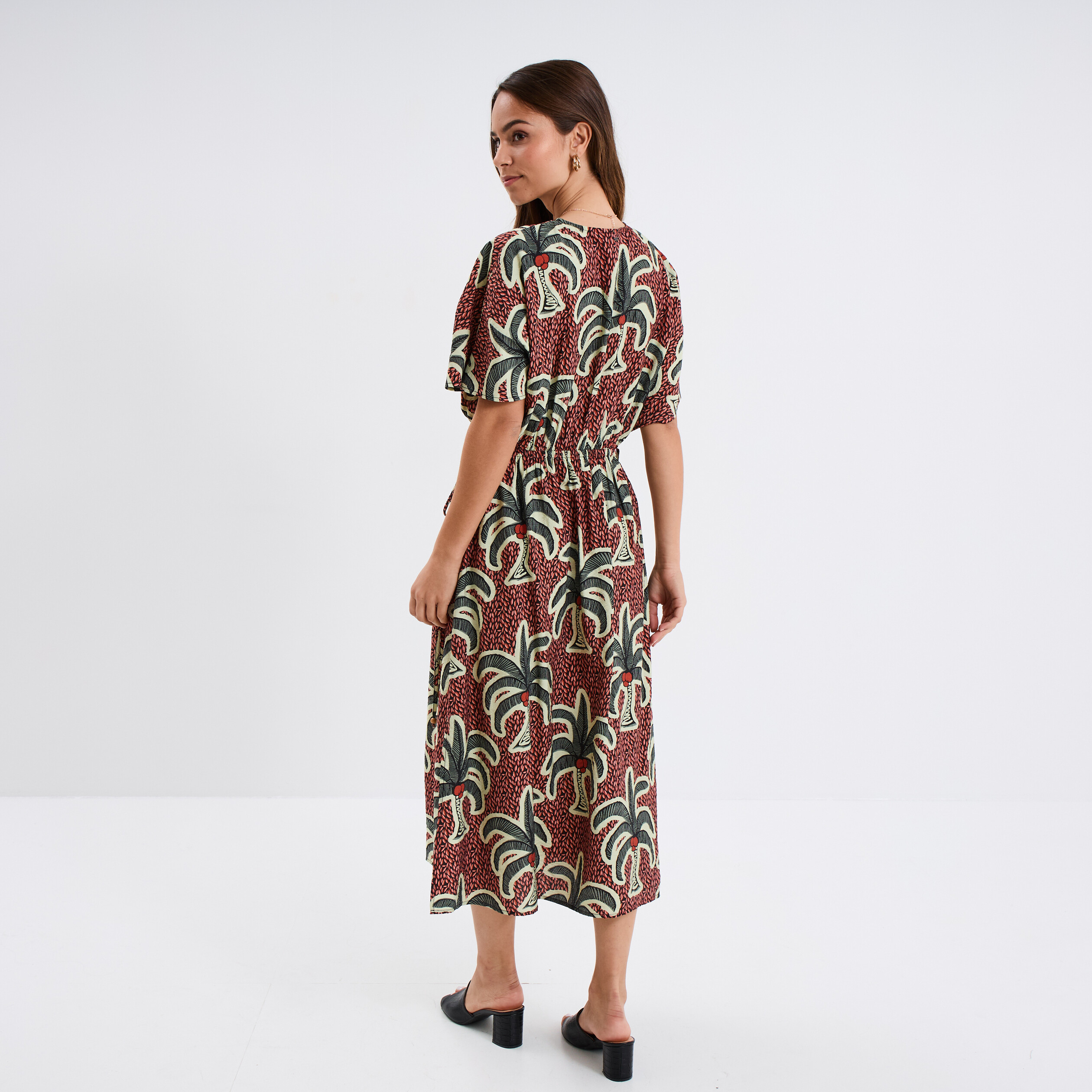 Robe longue cordons nou&eacute;s taille bordeaux femme