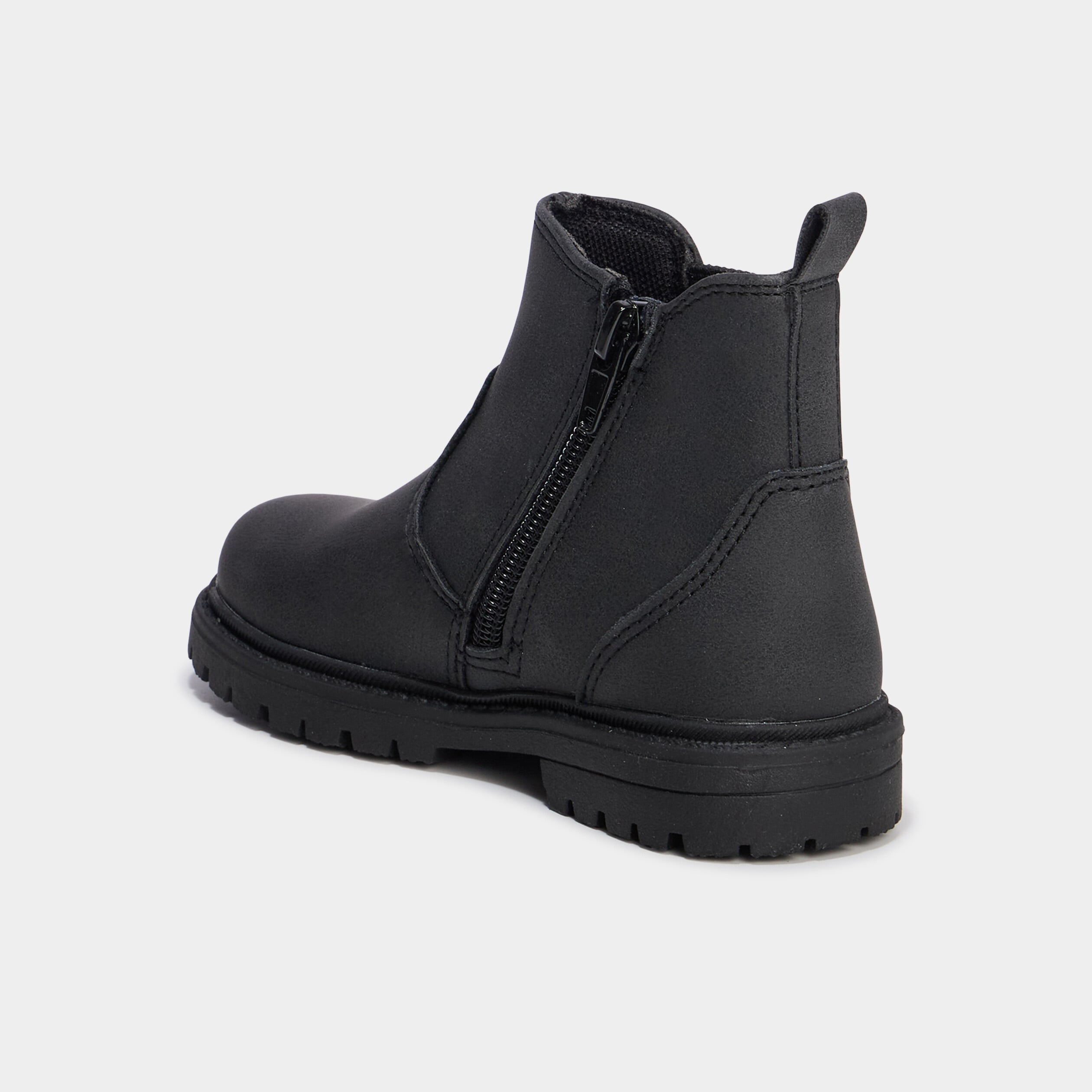 Boots crant&eacute;es noir gar&ccedil;on